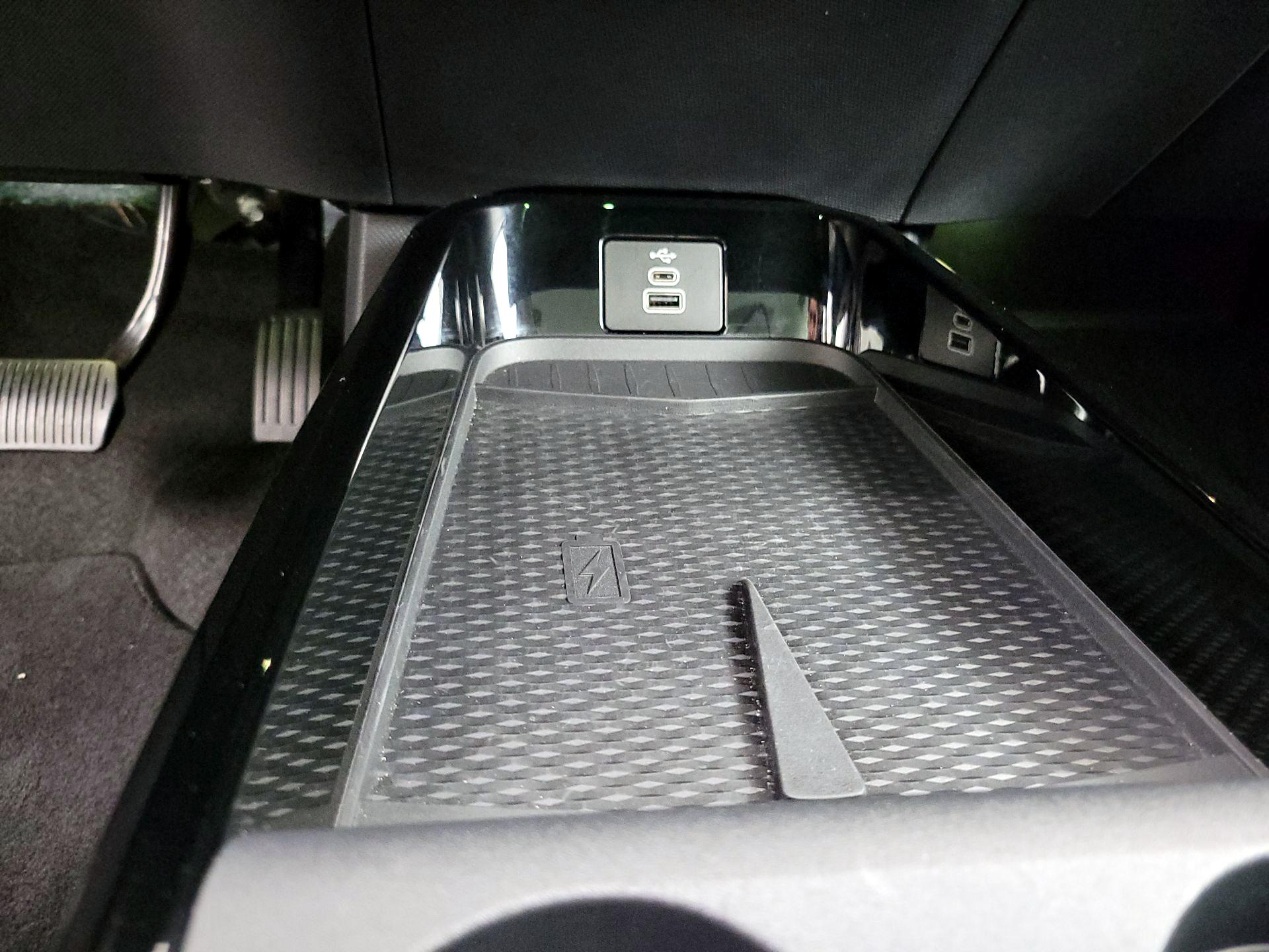 Thumbnail: 2025 Ford Mustang Mach-E - 19