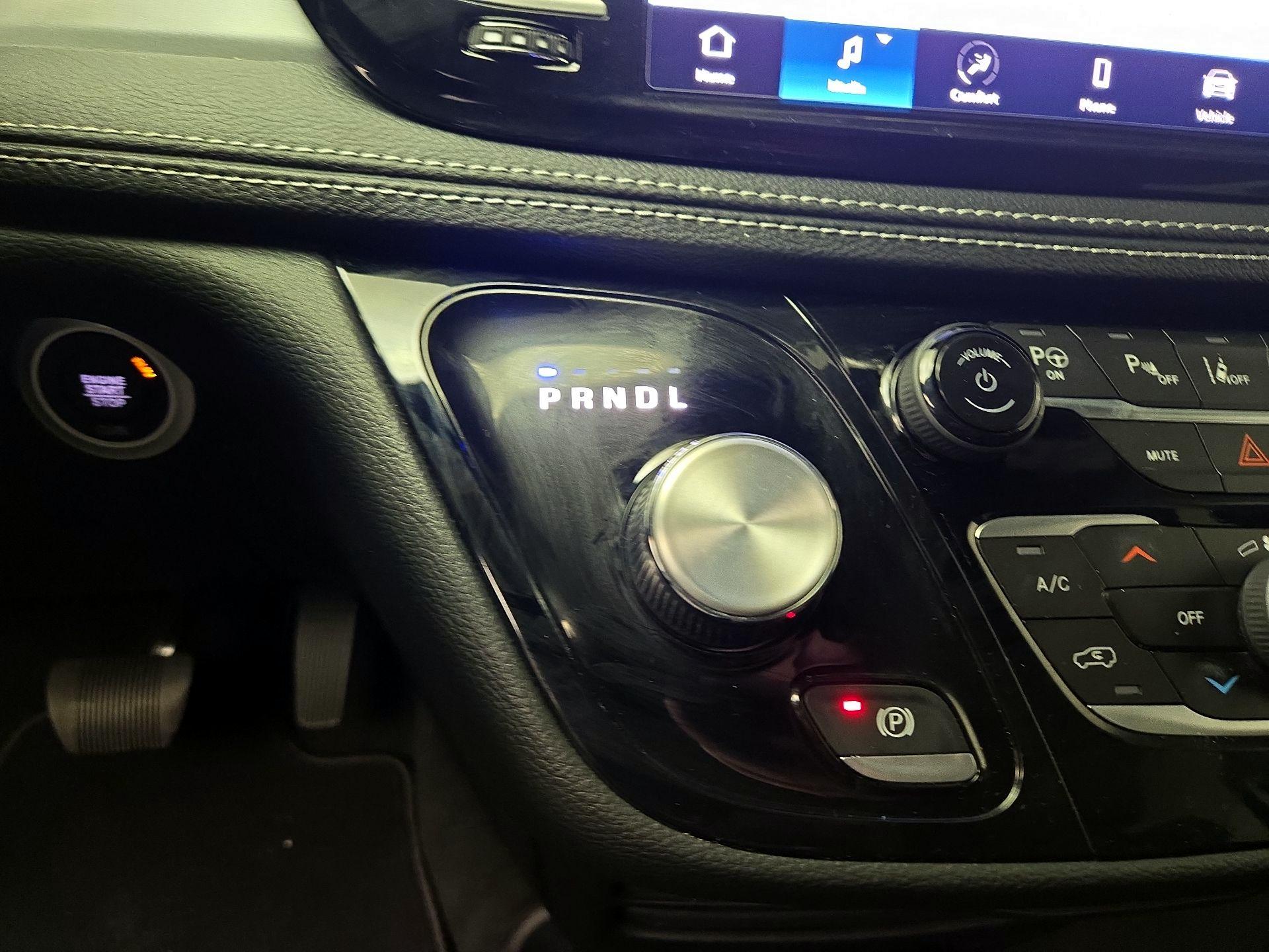 Thumbnail: 2024 Chrysler Pacifica - 17