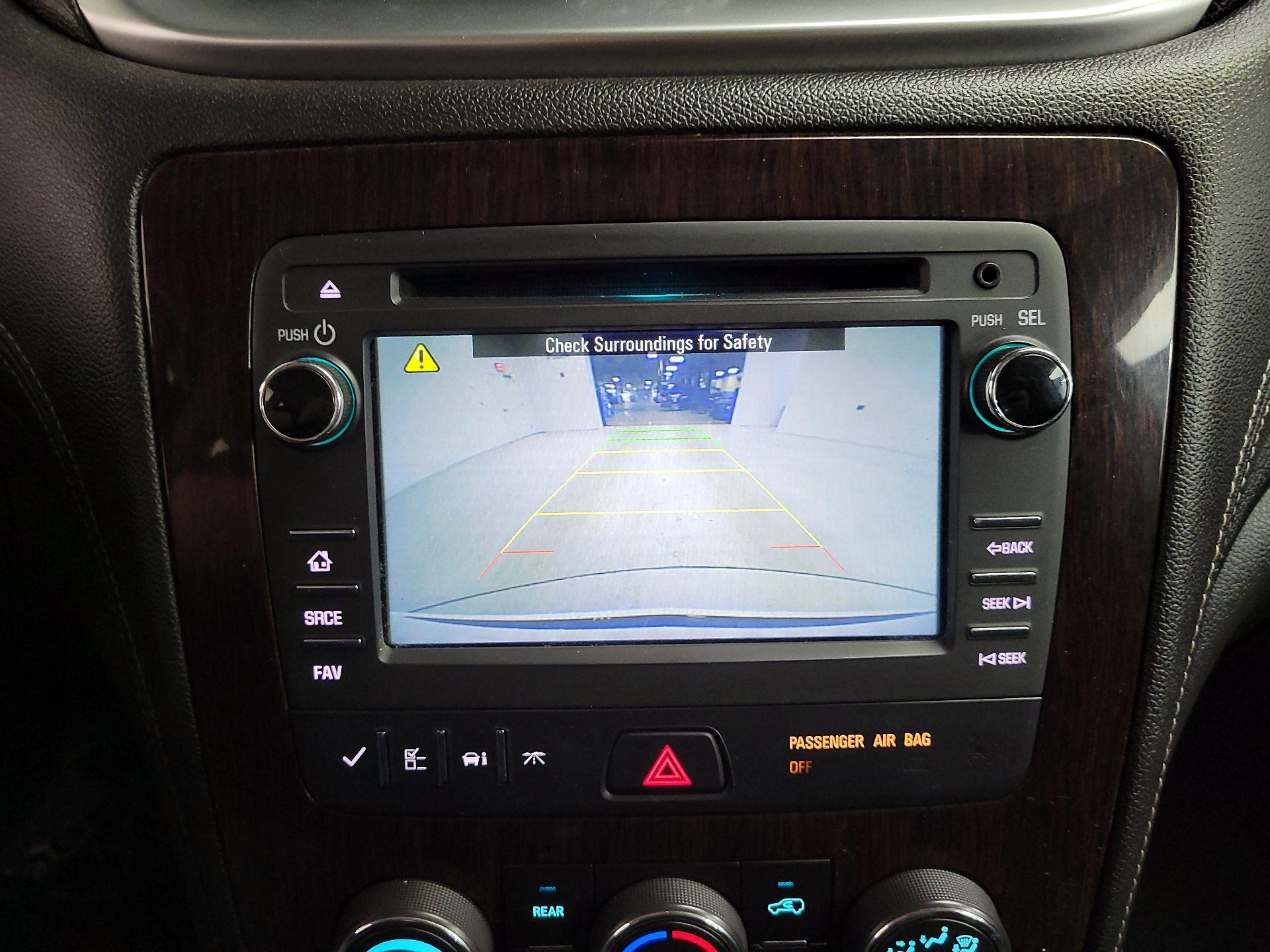 Thumbnail: 2017 Chevrolet Traverse - 14