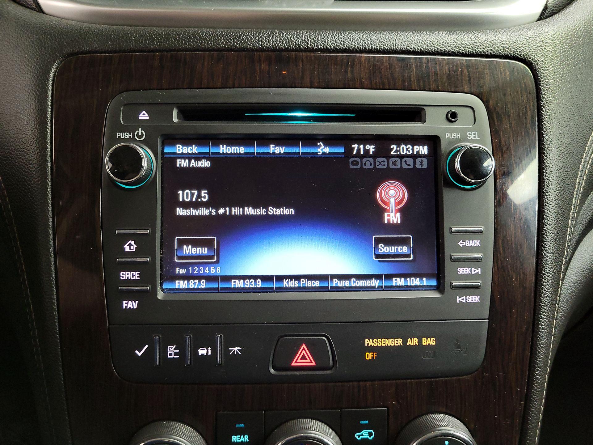 Thumbnail: 2017 Chevrolet Traverse - 15