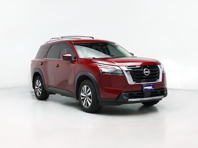 2024 Nissan Pathfinder SL