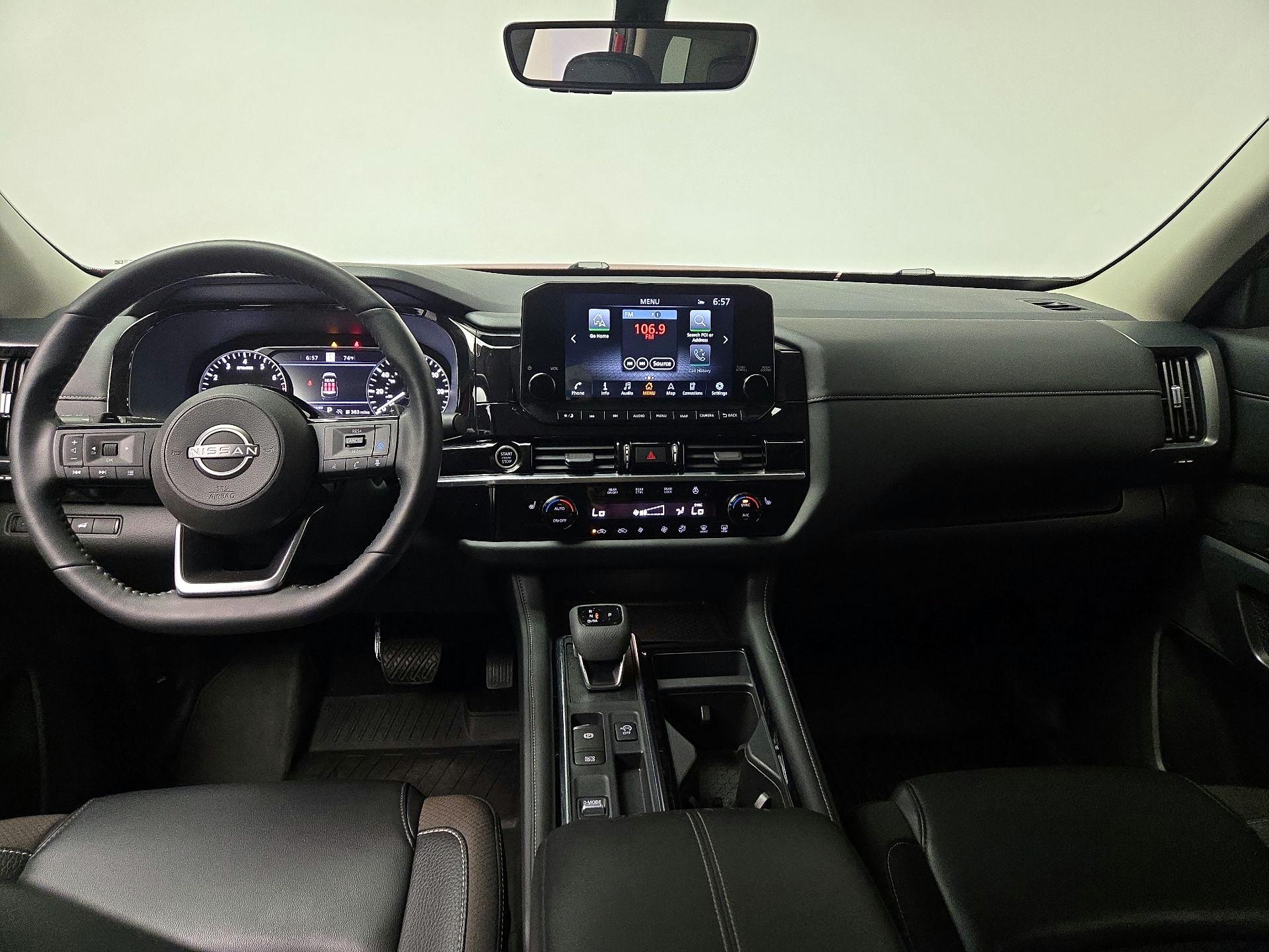 Thumbnail: 2024 Nissan Pathfinder - 9