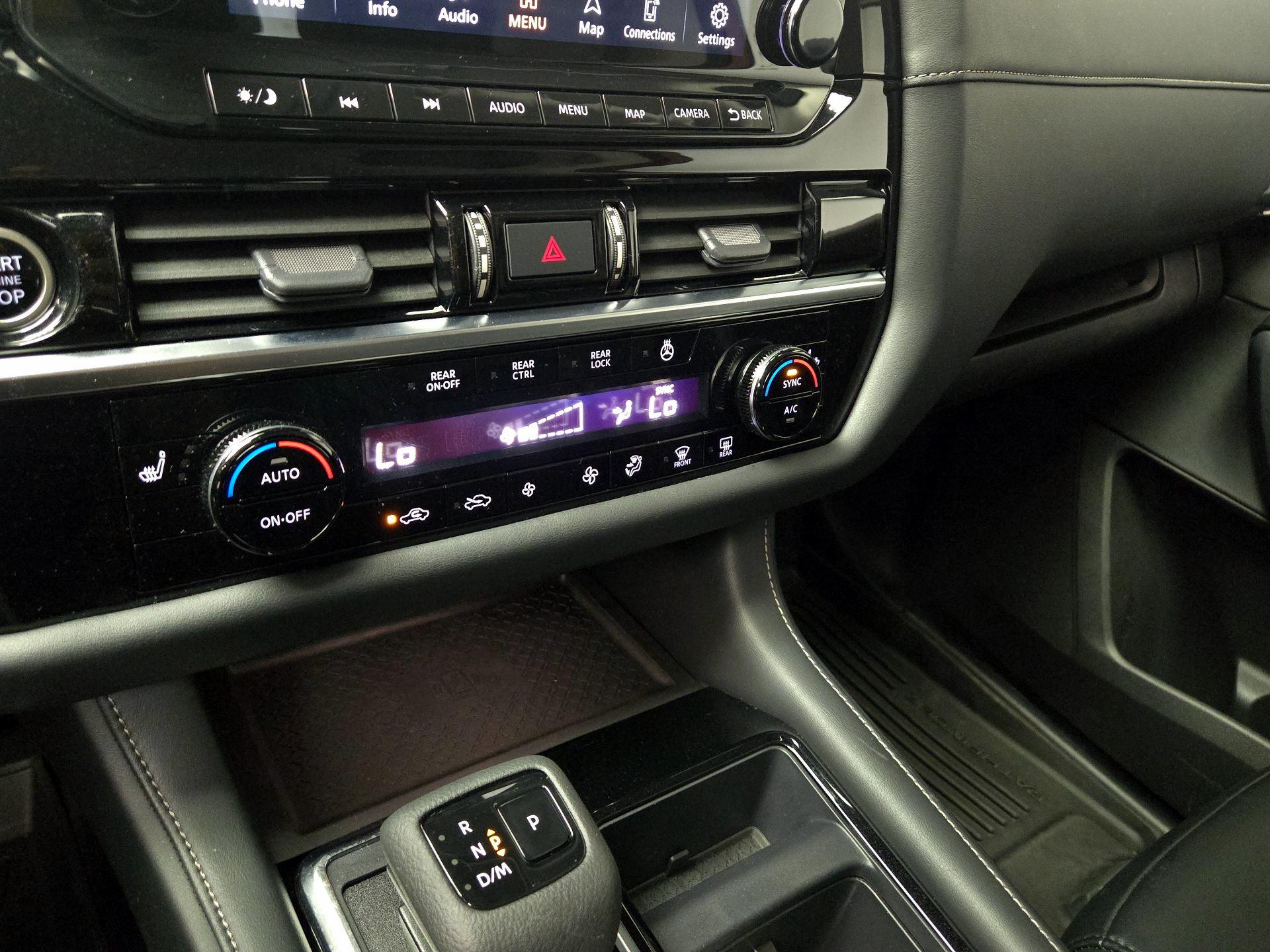 Thumbnail: 2024 Nissan Pathfinder - 17