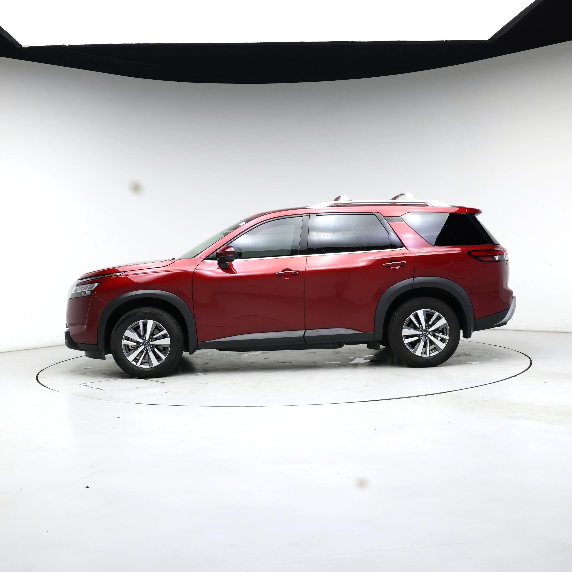 Thumbnail: 2024 Nissan Pathfinder - 3