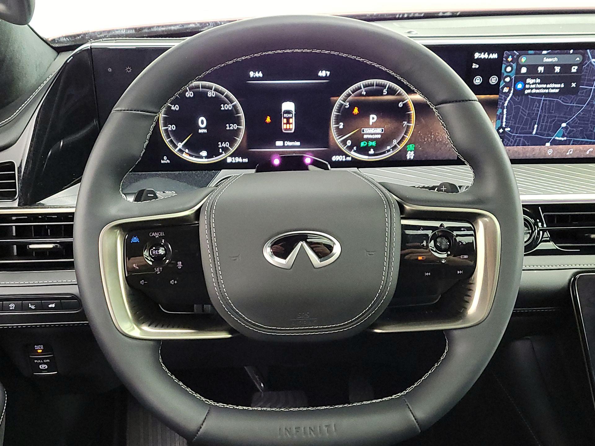 Thumbnail: 2025 INFINITI QX80 - 10