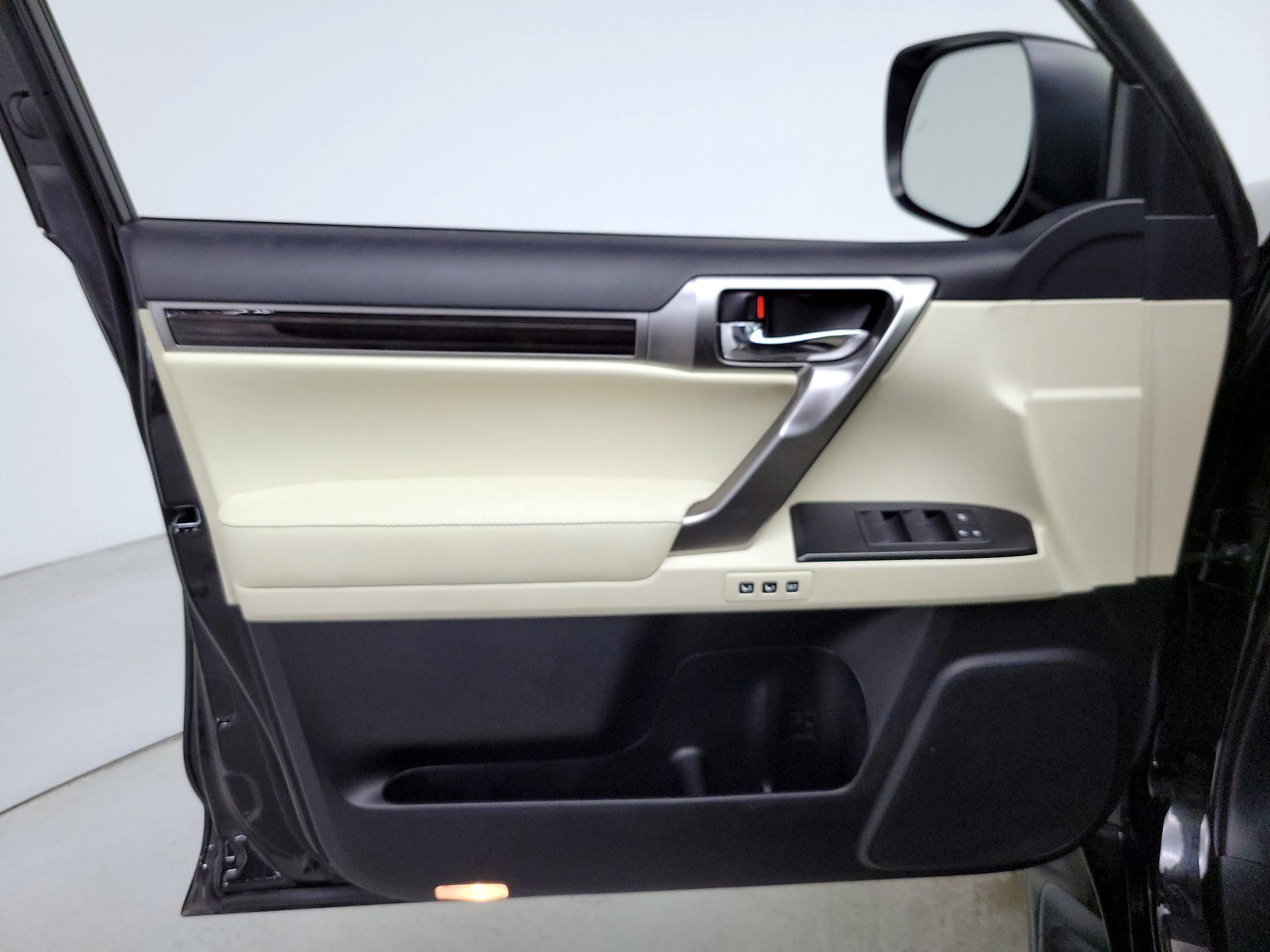 Thumbnail: 2022 Lexus GX - 12