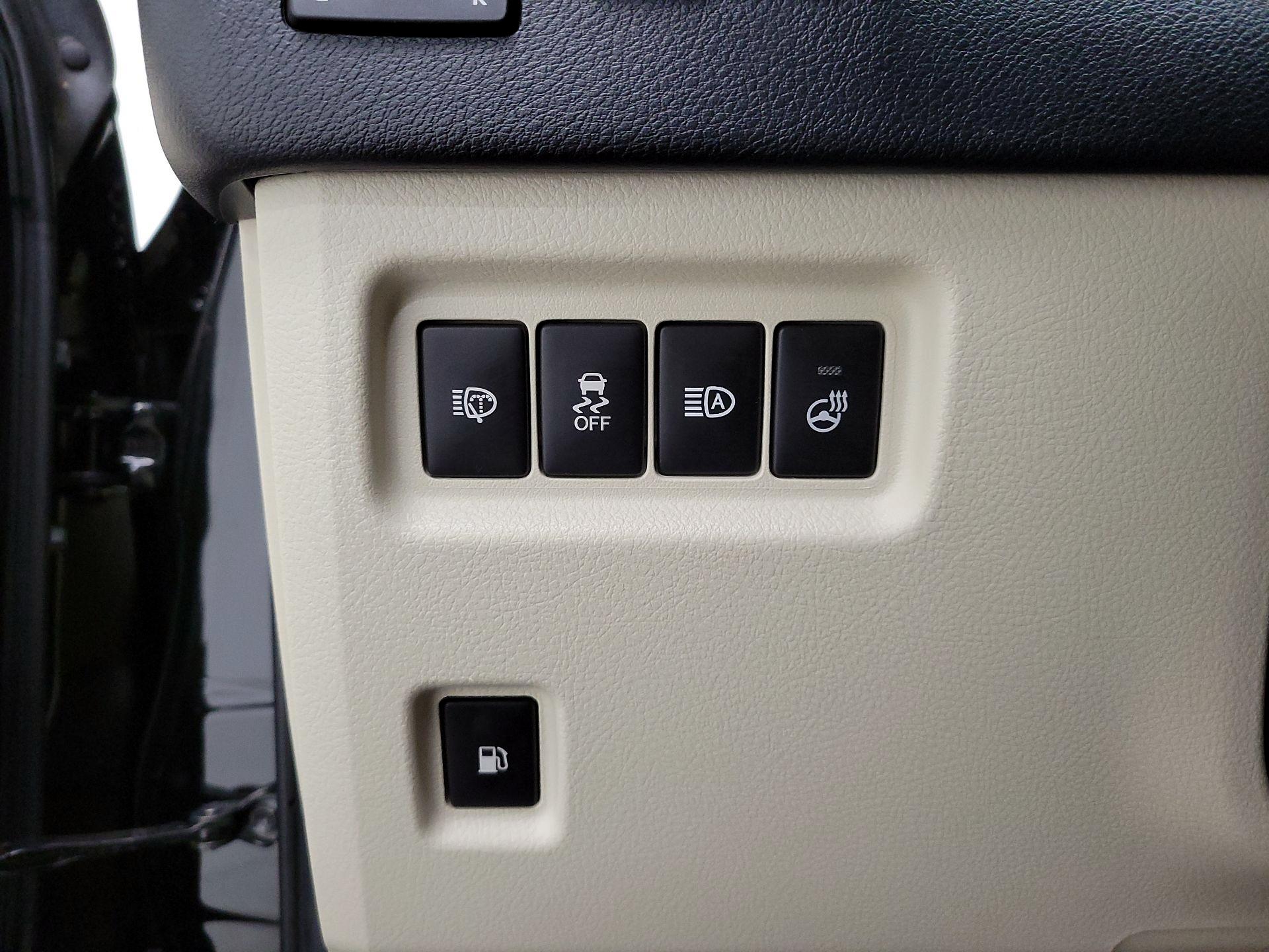 Thumbnail: 2022 Lexus GX - 13