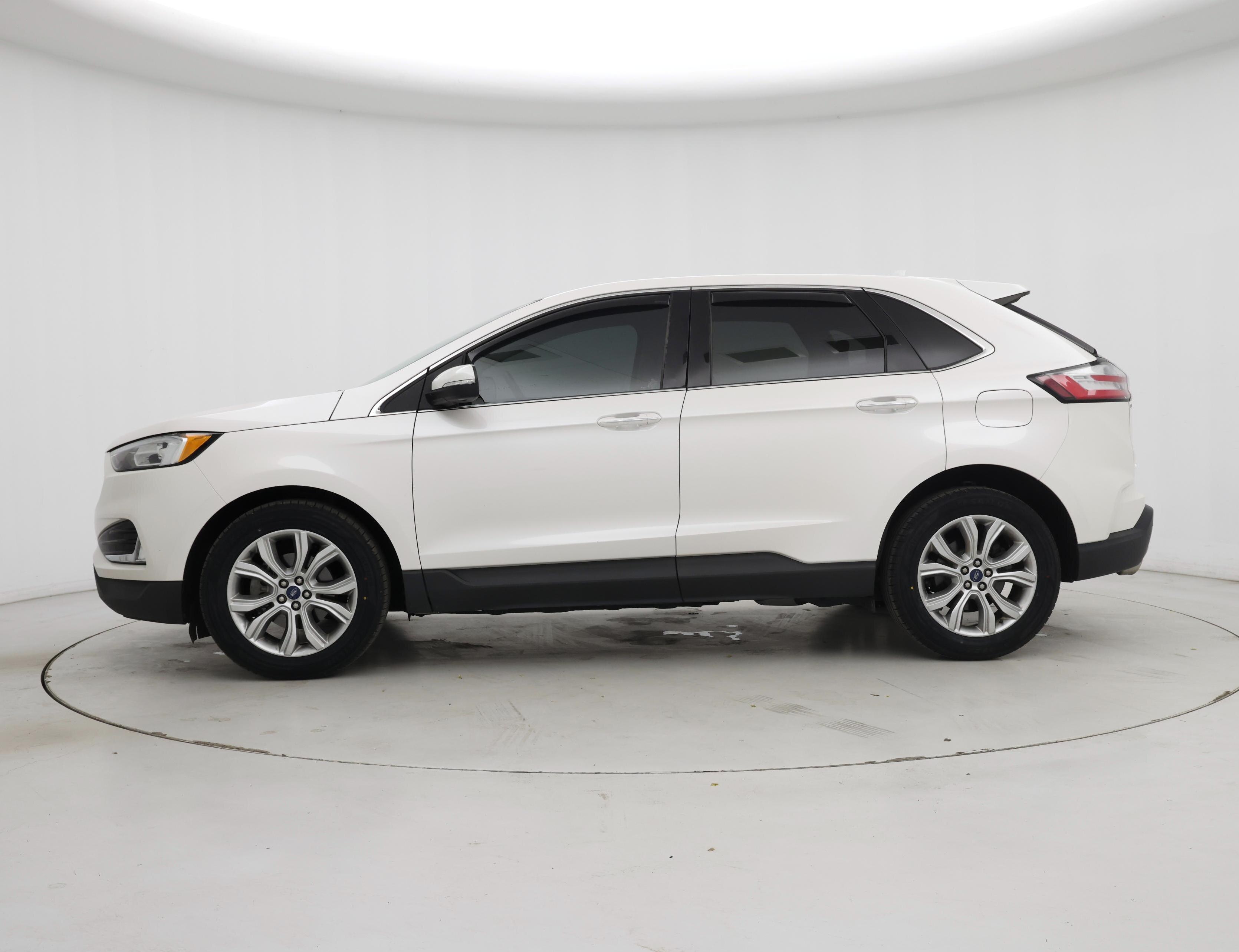 Thumbnail: 2019 Ford Edge - 3