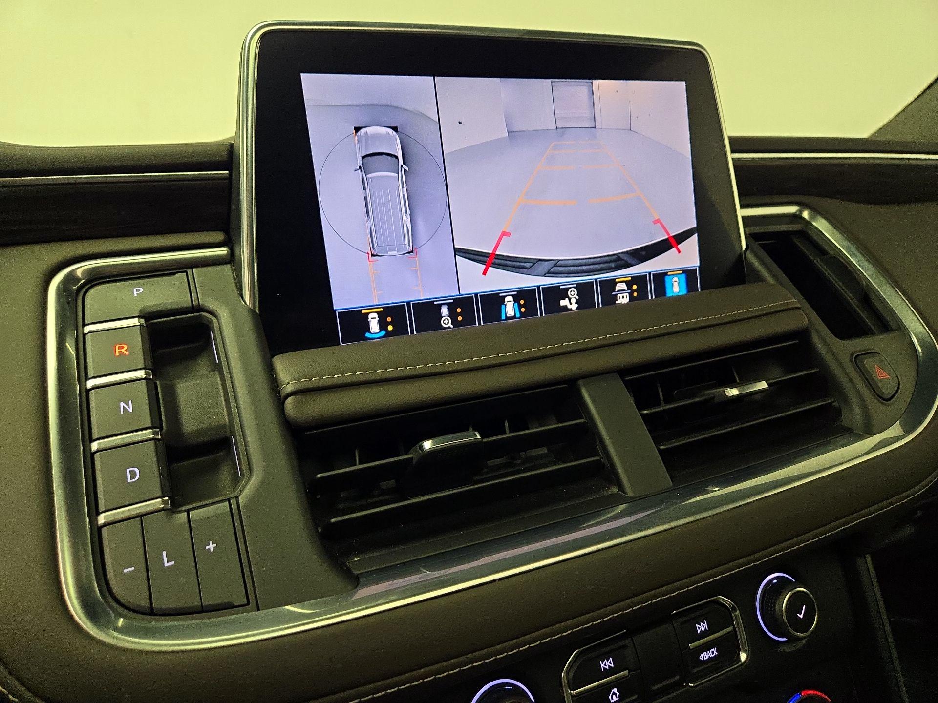 Thumbnail: 2021 Chevrolet Suburban - 14