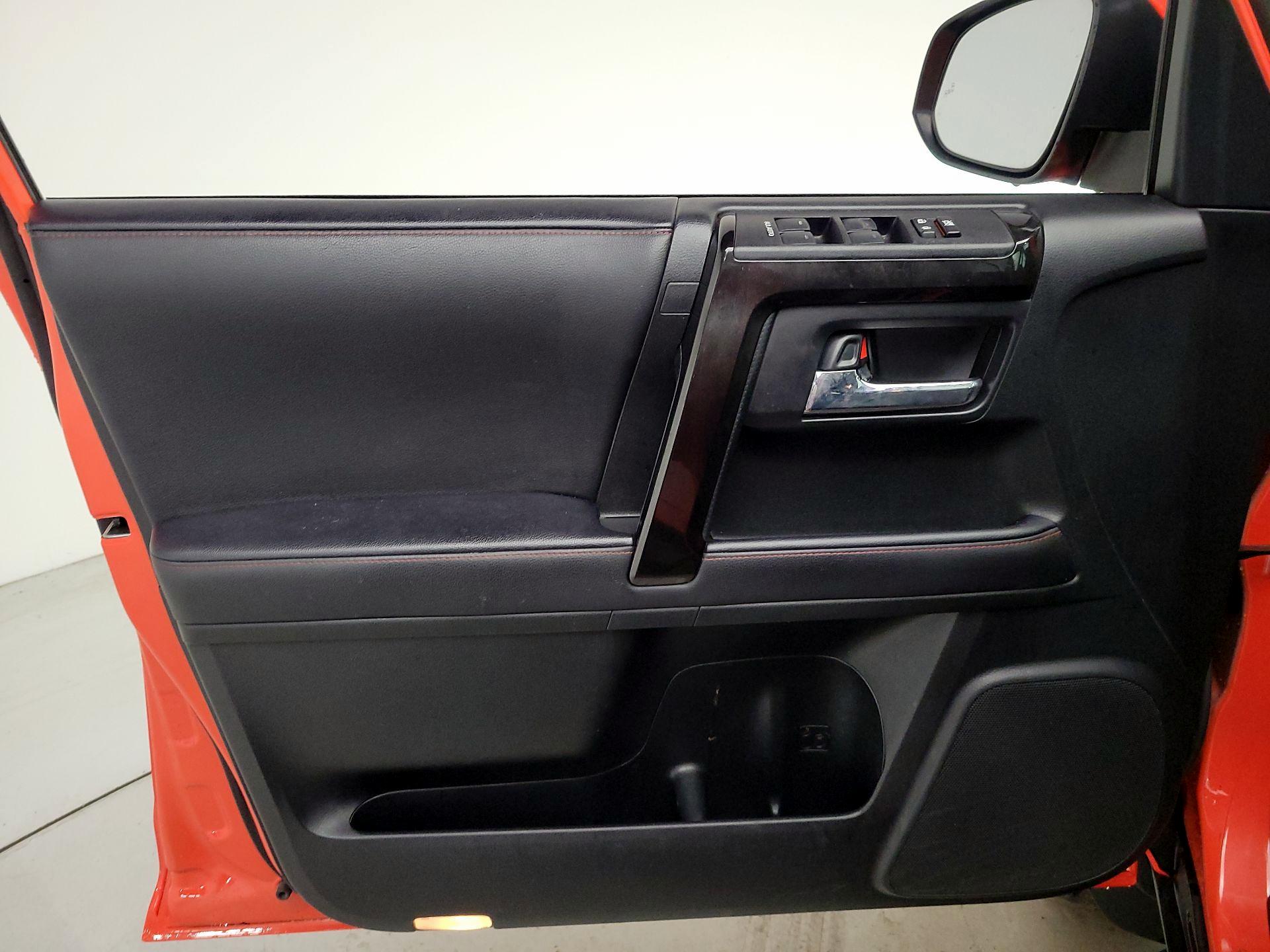 Thumbnail: 2023 Toyota 4Runner - 12