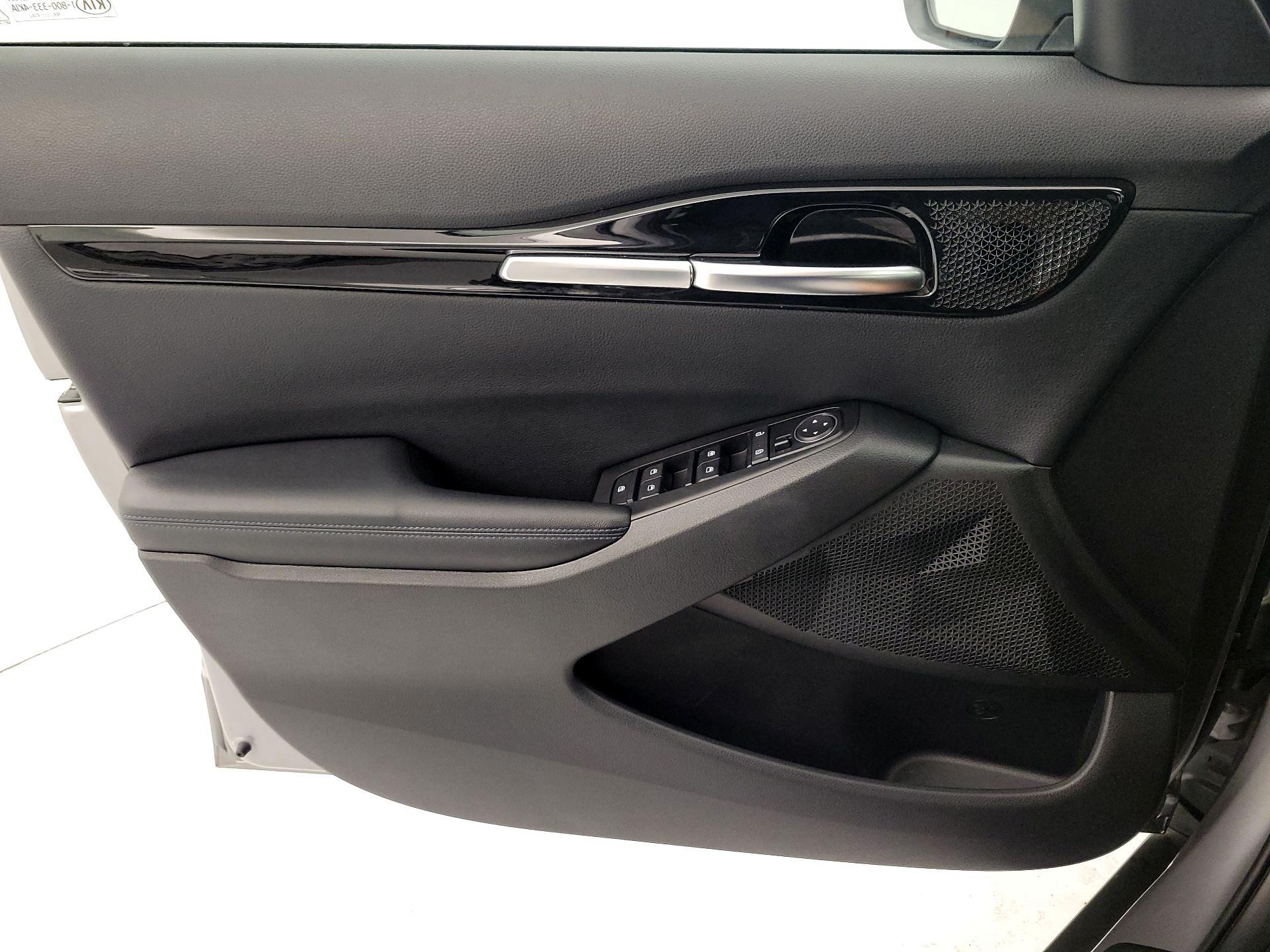 Thumbnail: 2021 Kia Seltos - 12