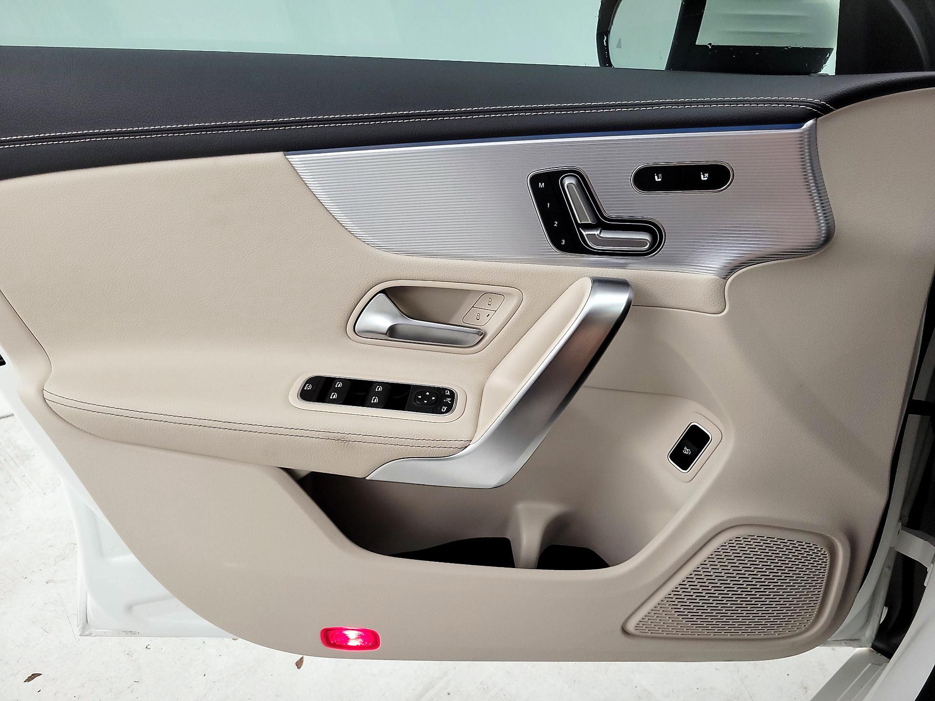 Thumbnail: 2020 Mercedes-Benz CLA - 12