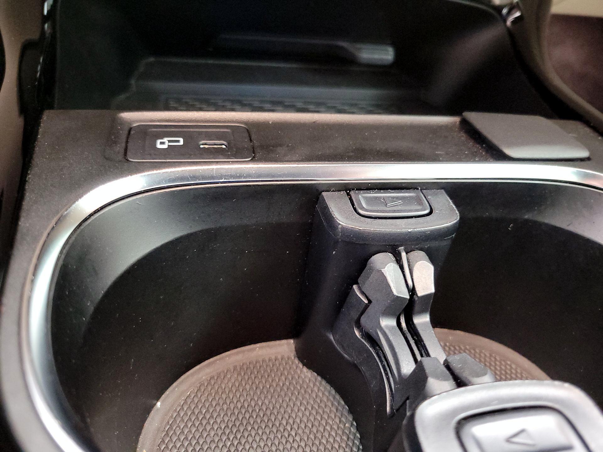 Thumbnail: 2020 Mercedes-Benz CLA - 19