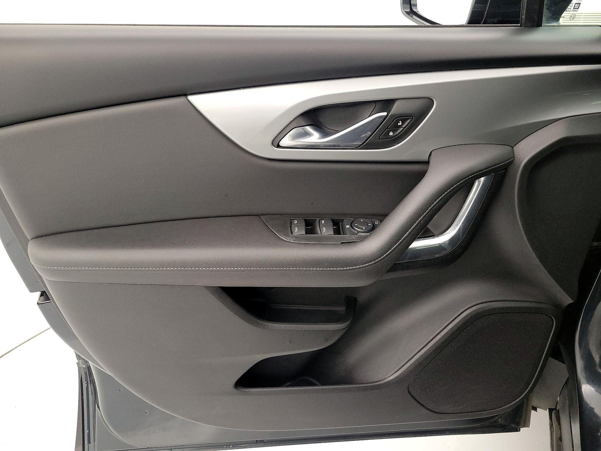 Thumbnail: 2020 Chevrolet Blazer - 12