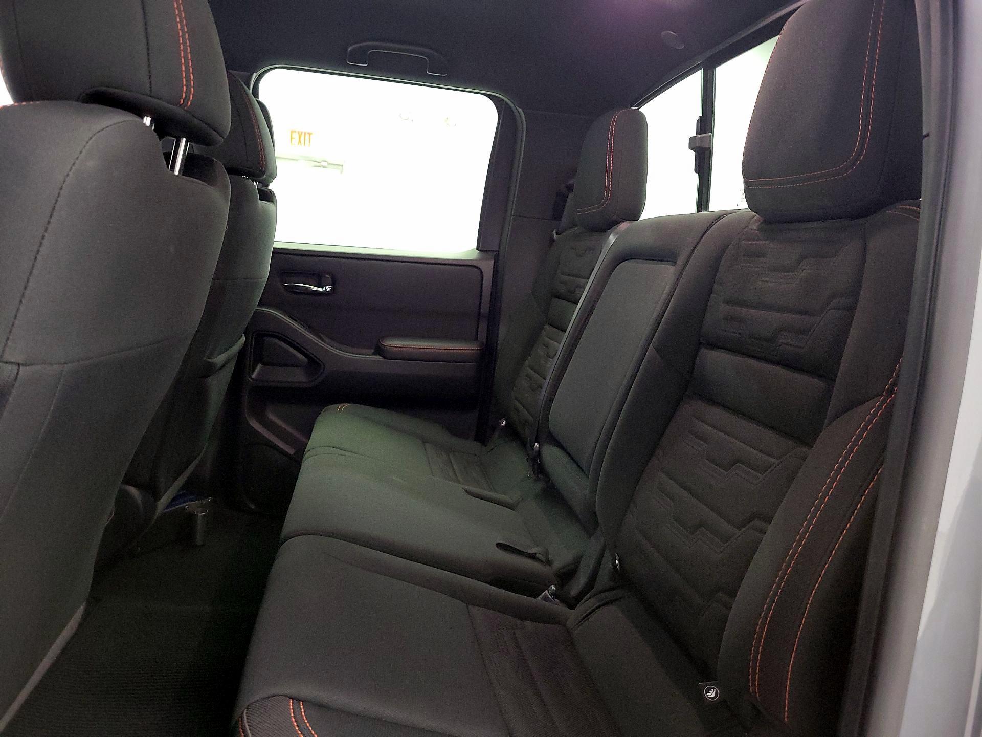 Thumbnail: 2024 Nissan Frontier - 20