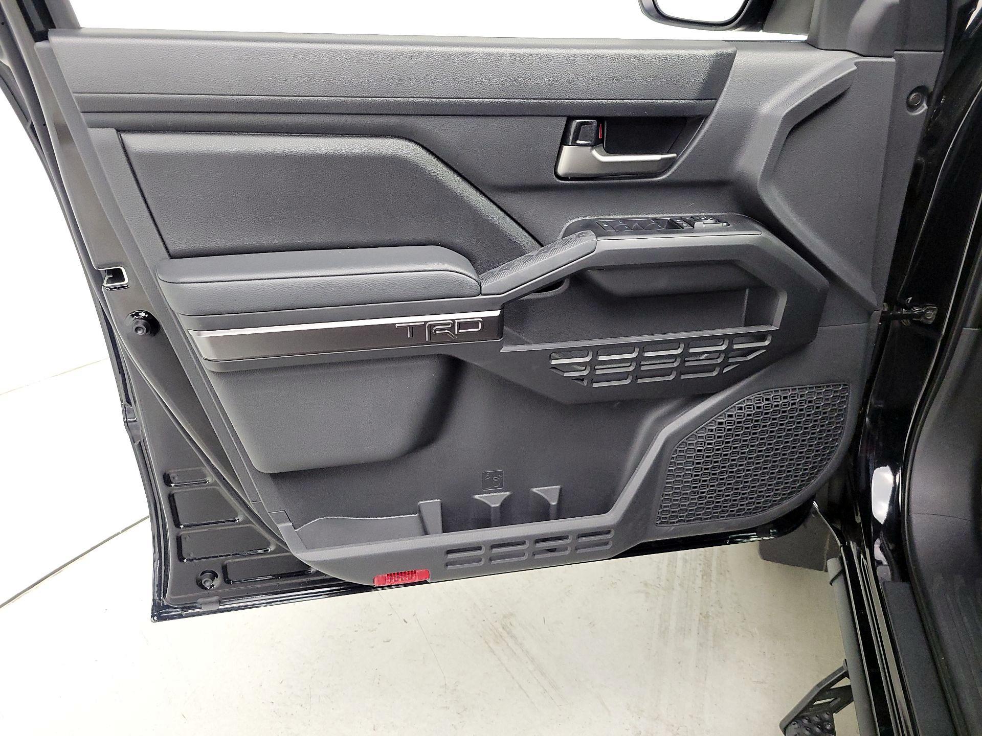 Thumbnail: 2025 Toyota Tacoma - 12