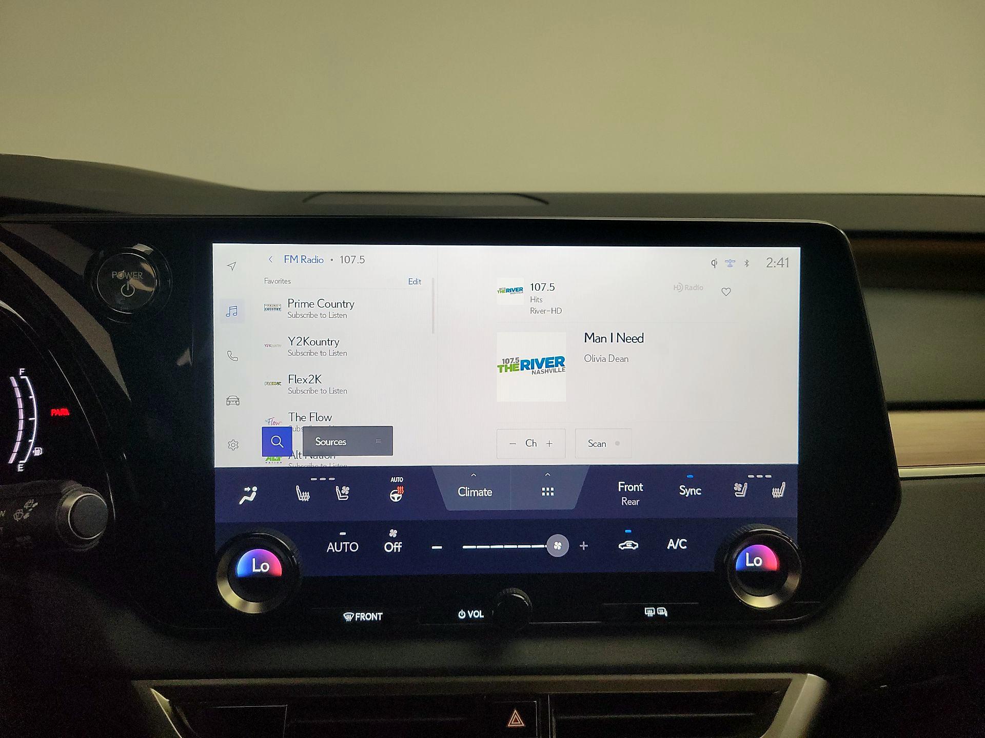 Thumbnail: 2024 Lexus RX - 16