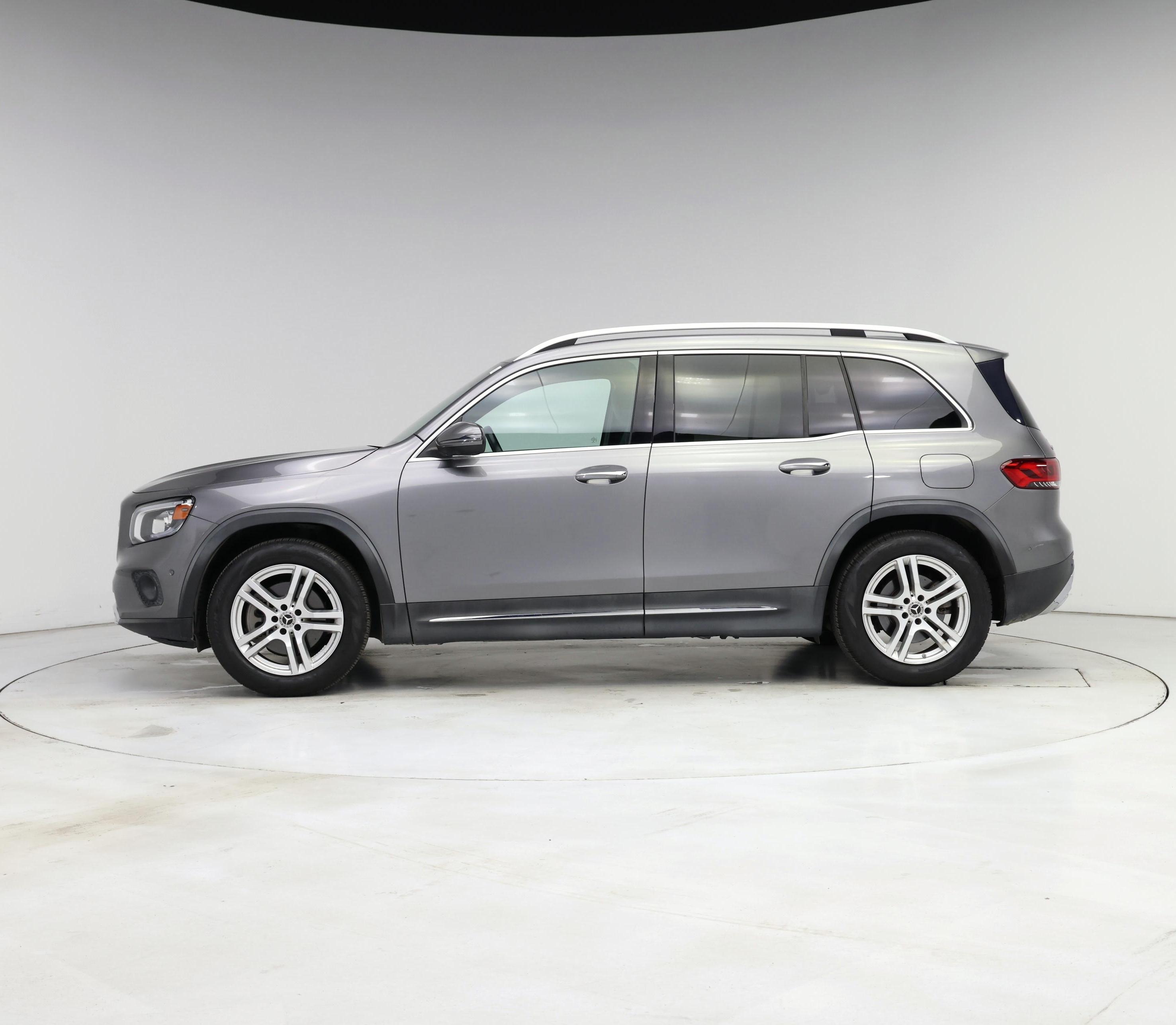 Thumbnail: 2020 Mercedes-Benz GLB - 3