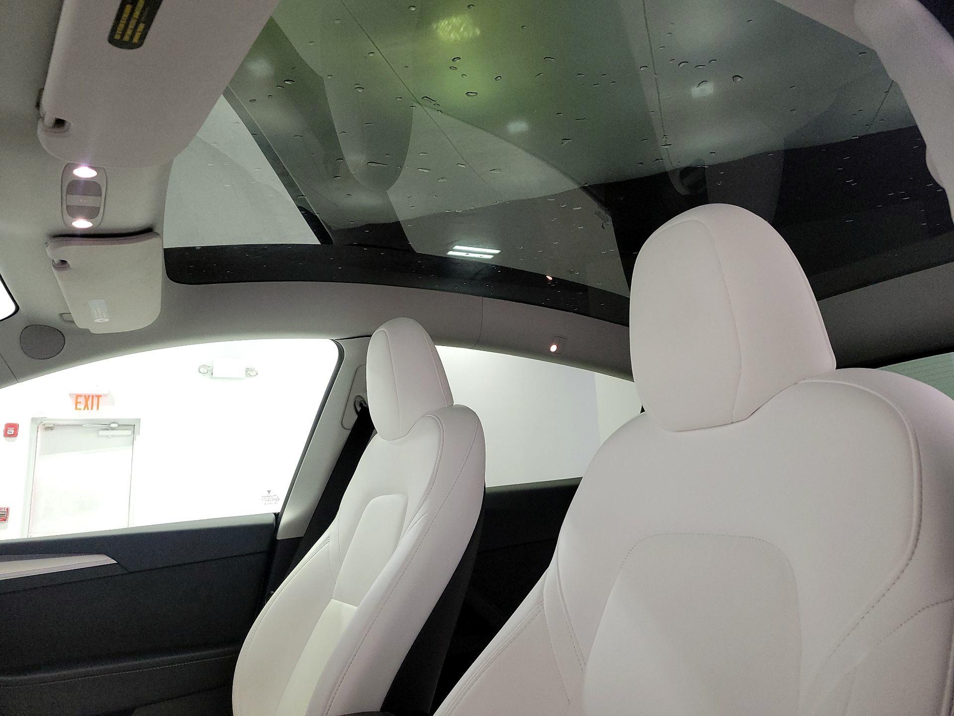 Thumbnail: 2023 Tesla Model Y - 17