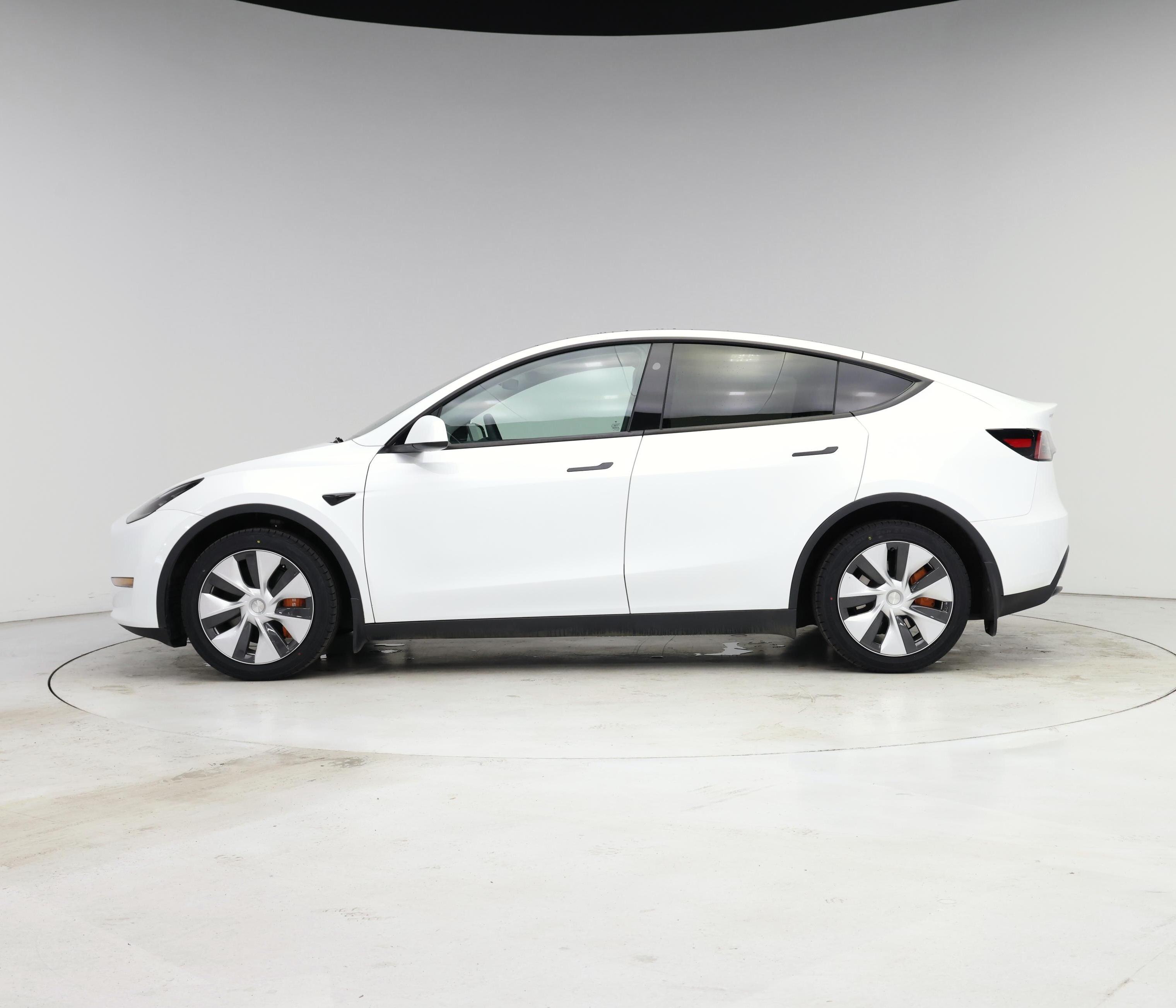 Thumbnail: 2023 Tesla Model Y - 3