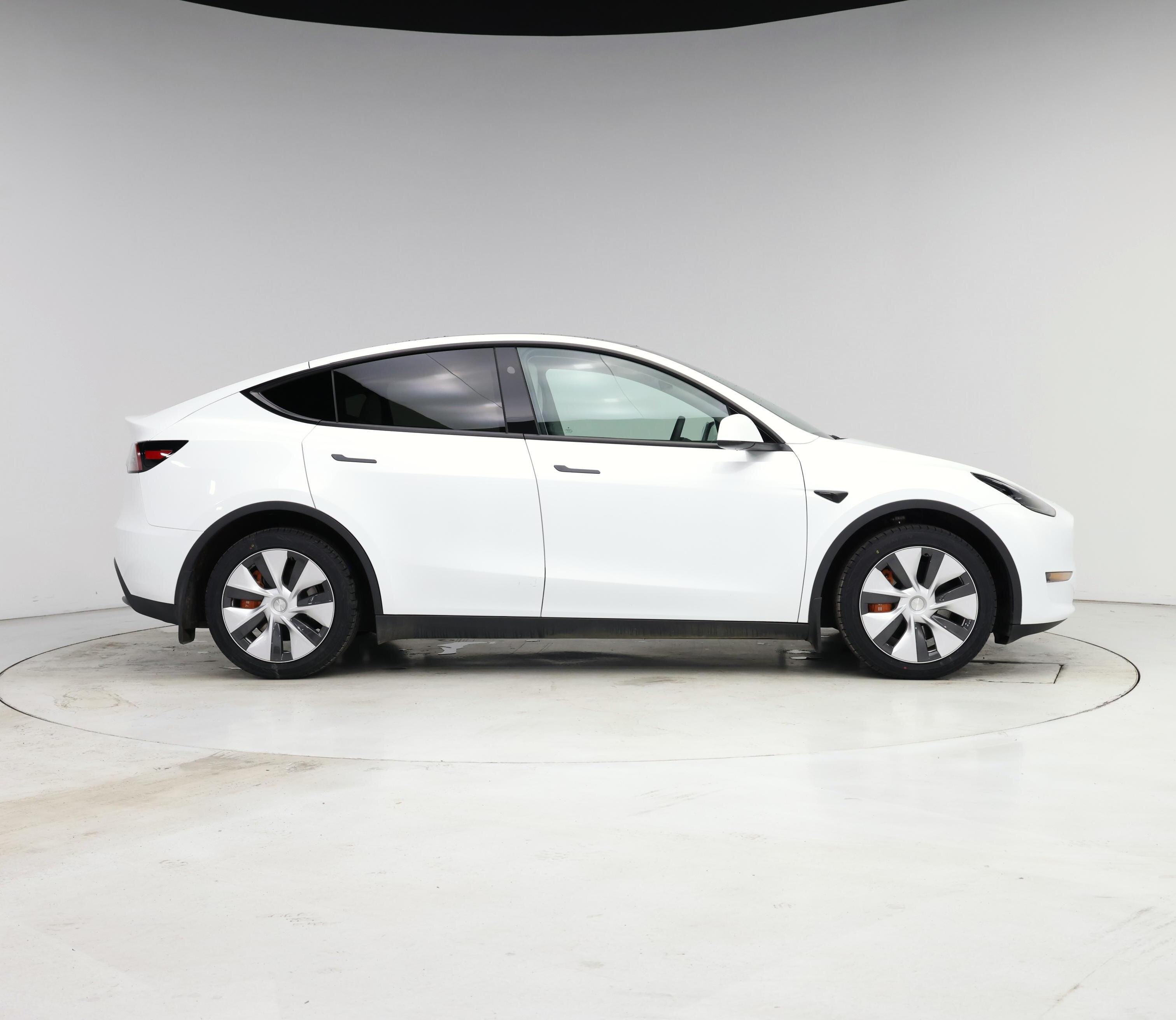 Thumbnail: 2023 Tesla Model Y - 7