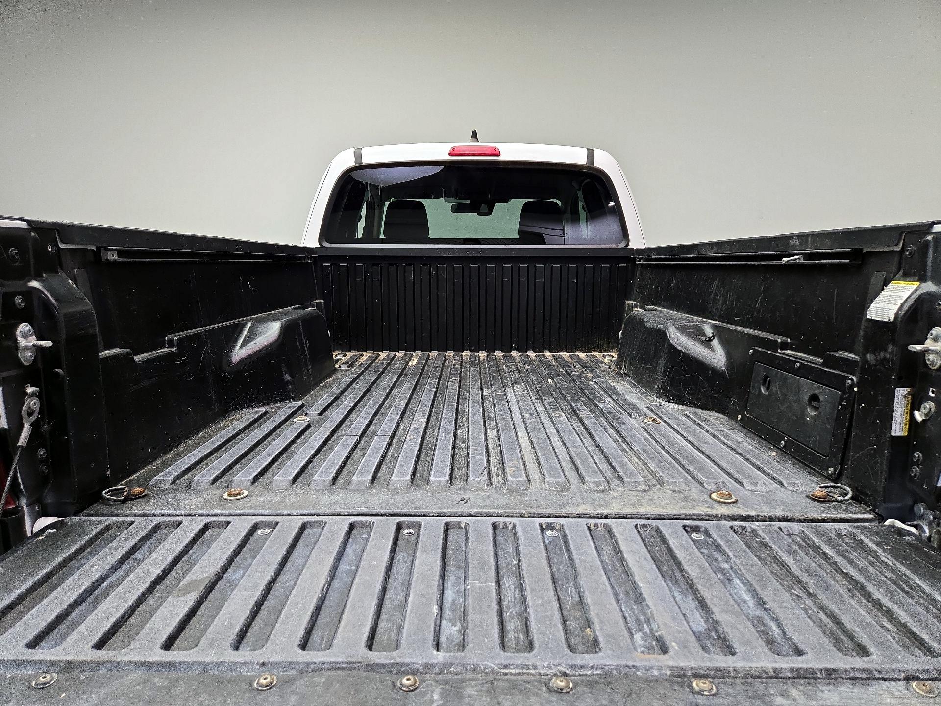 Thumbnail: 2022 Toyota Tacoma - 20