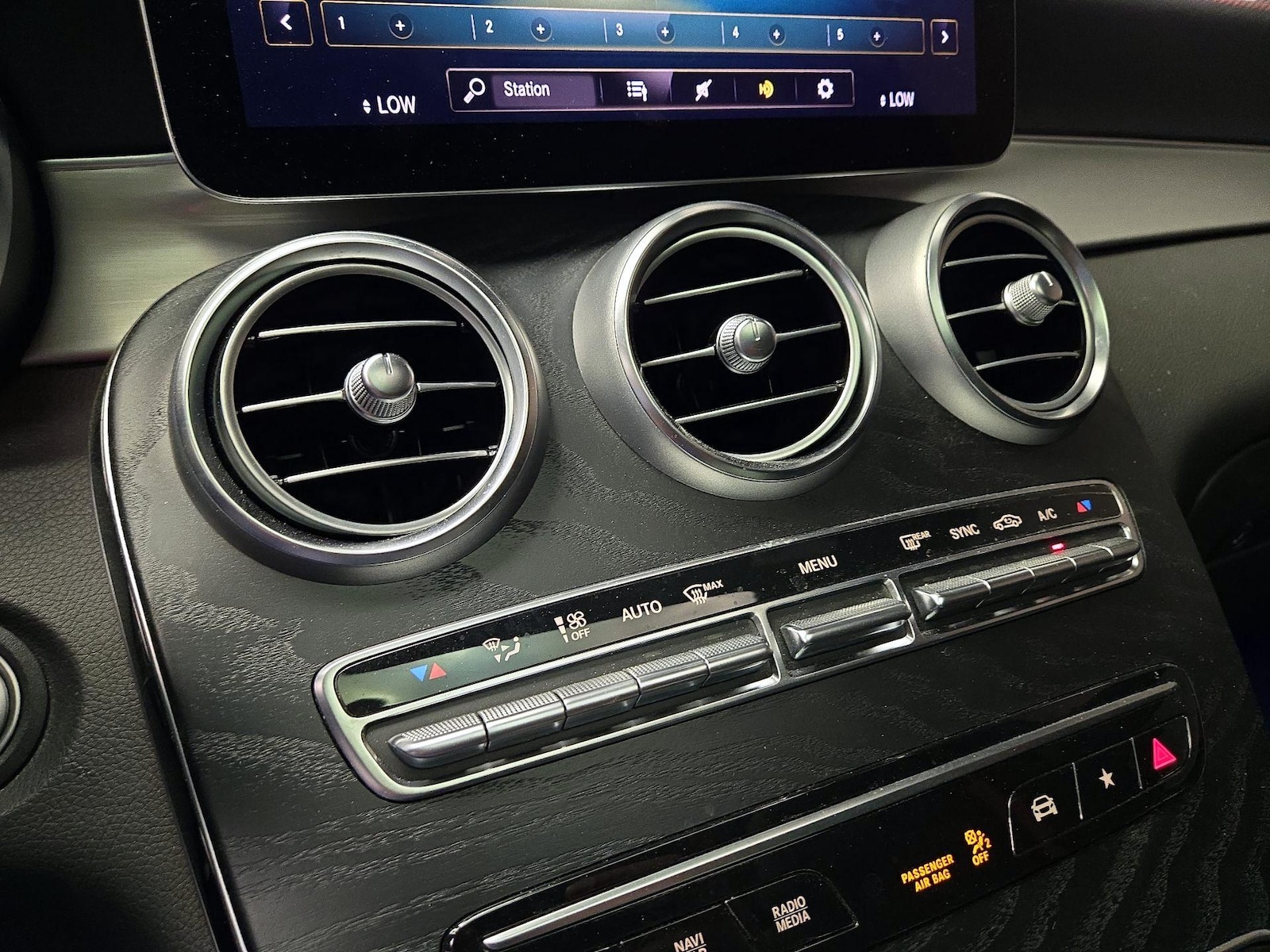 2022 Mercedes-Benz GLC AMG GLC43 - Photo 17