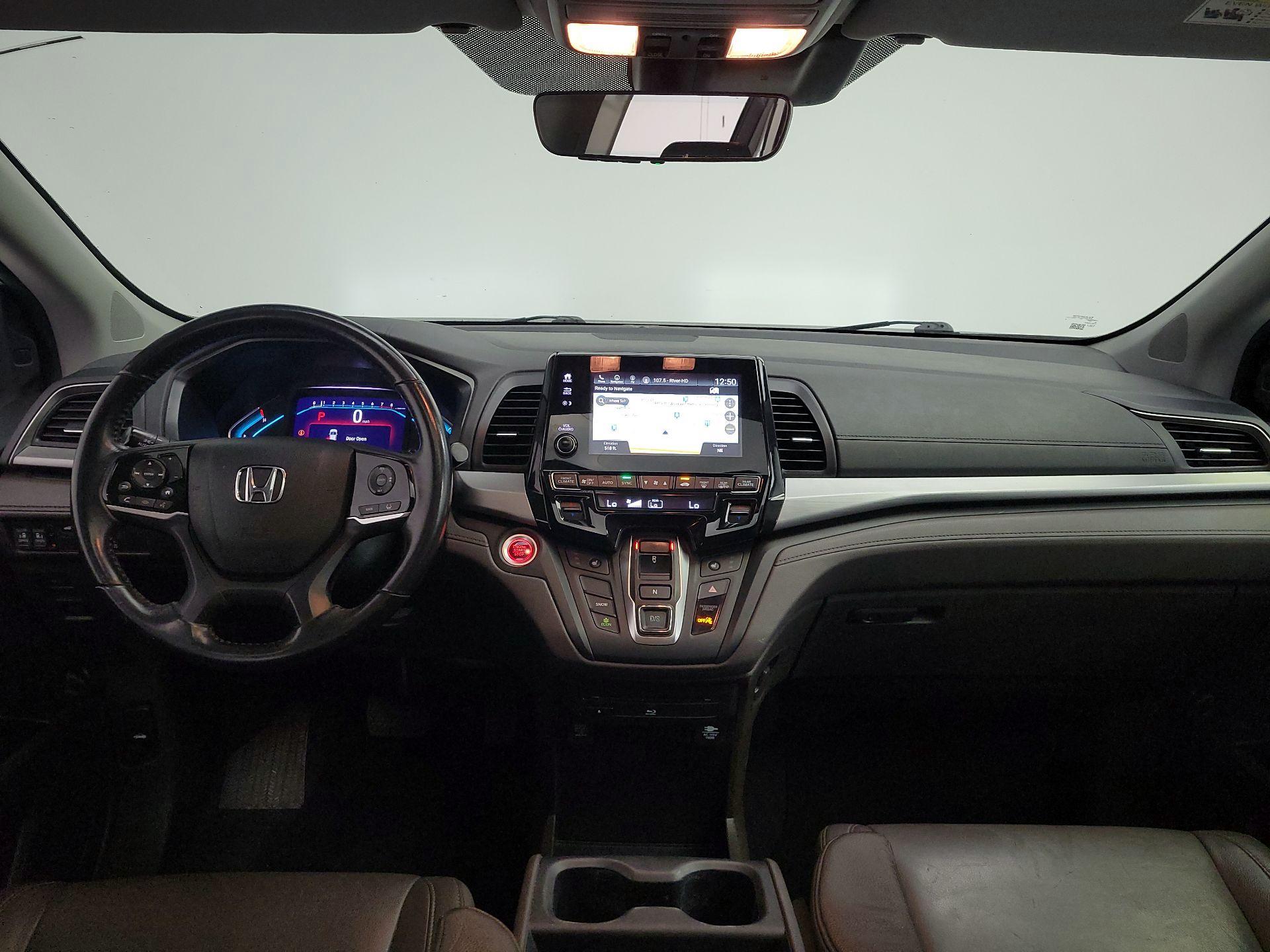 Thumbnail: 2018 Honda Odyssey - 9