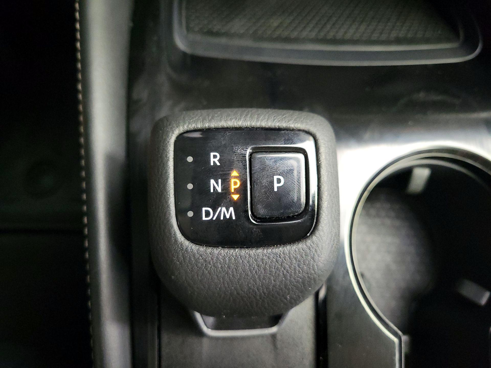 Thumbnail: 2023 Nissan Rogue - 18