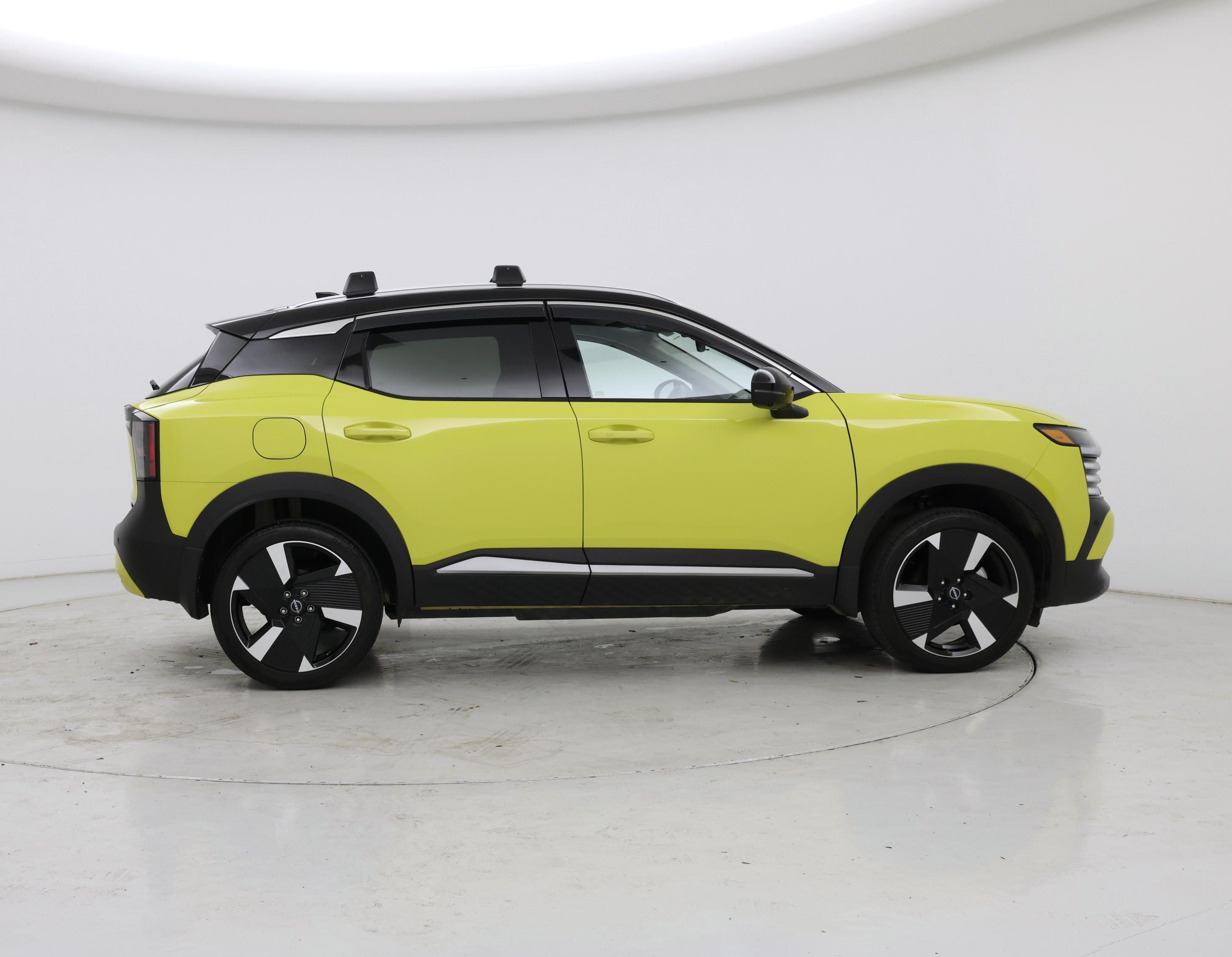 Thumbnail: 2025 Nissan Kicks - 7