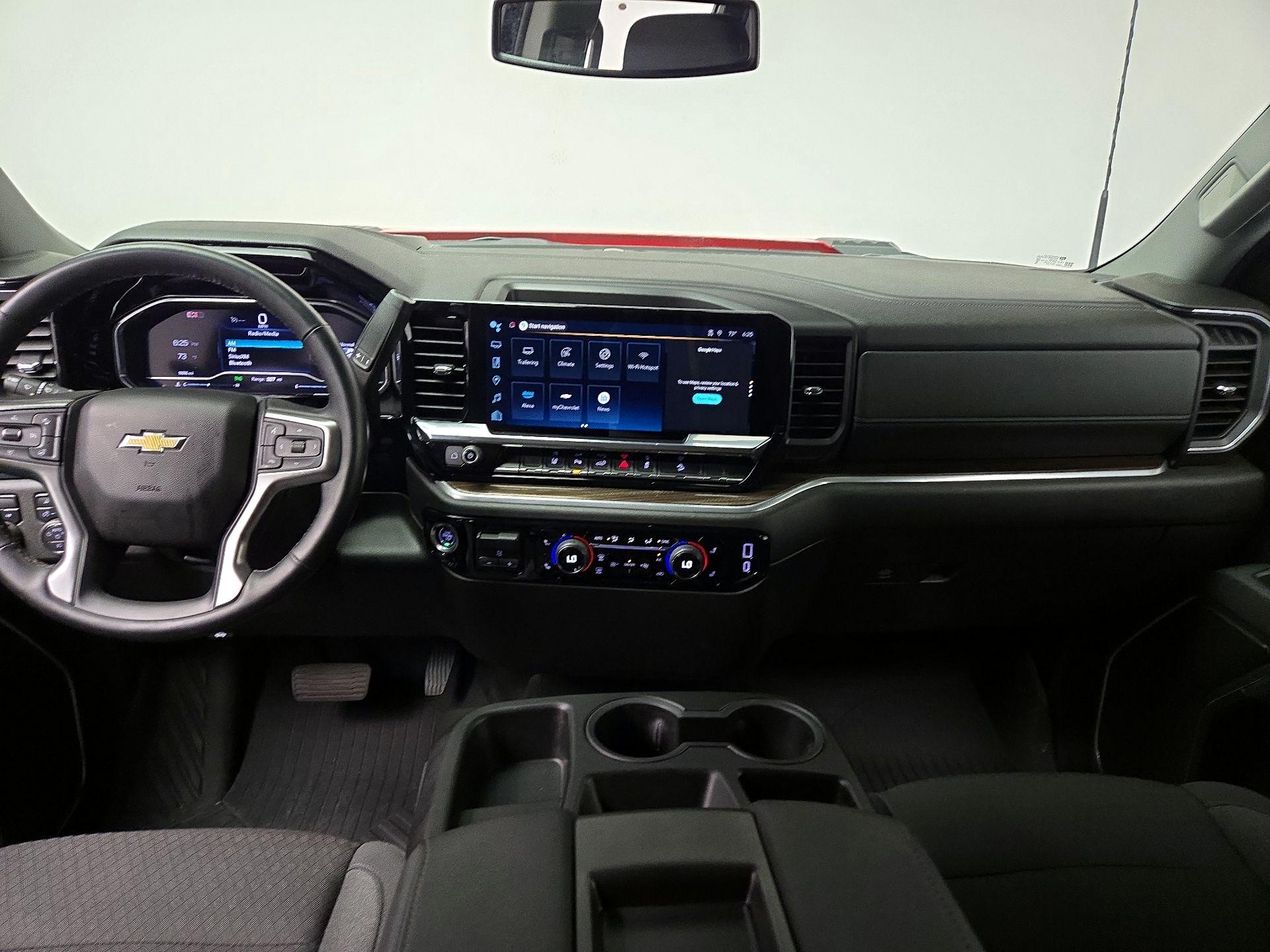 Thumbnail: 2025 Chevrolet Silverado 2500 - 9