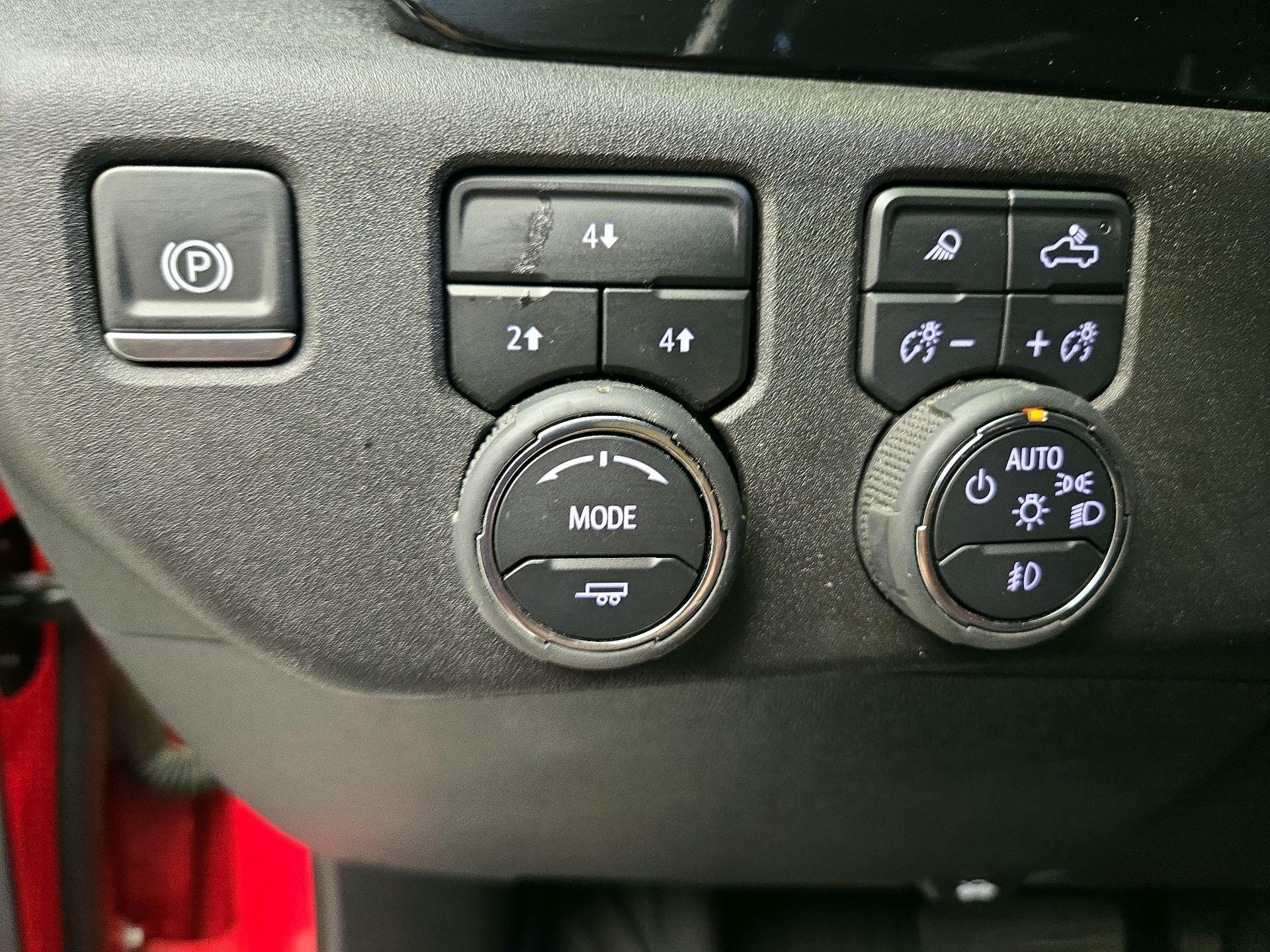 Thumbnail: 2025 Chevrolet Silverado 2500 - 13