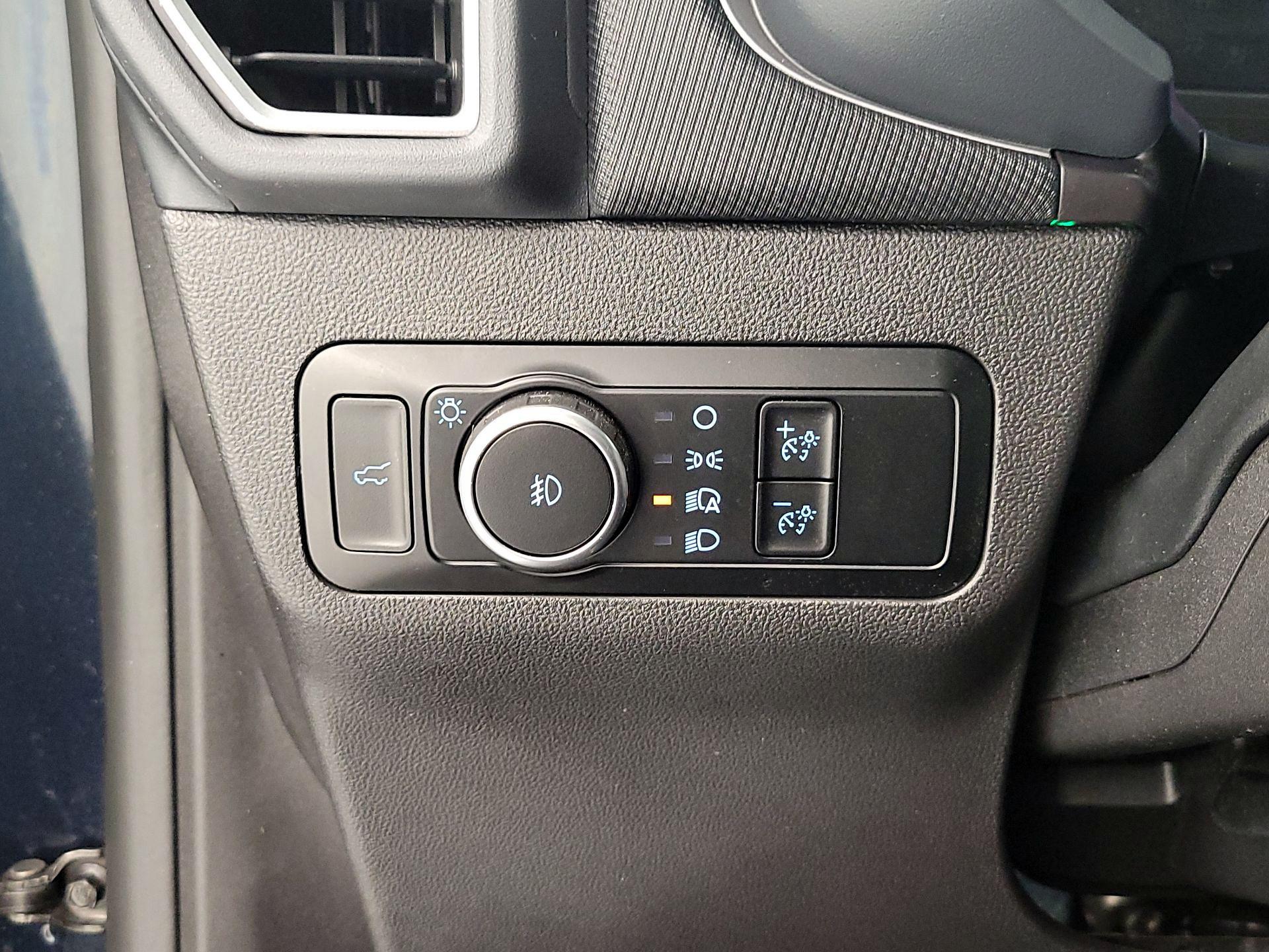 Thumbnail: 2023 Ford Bronco Sport - 13