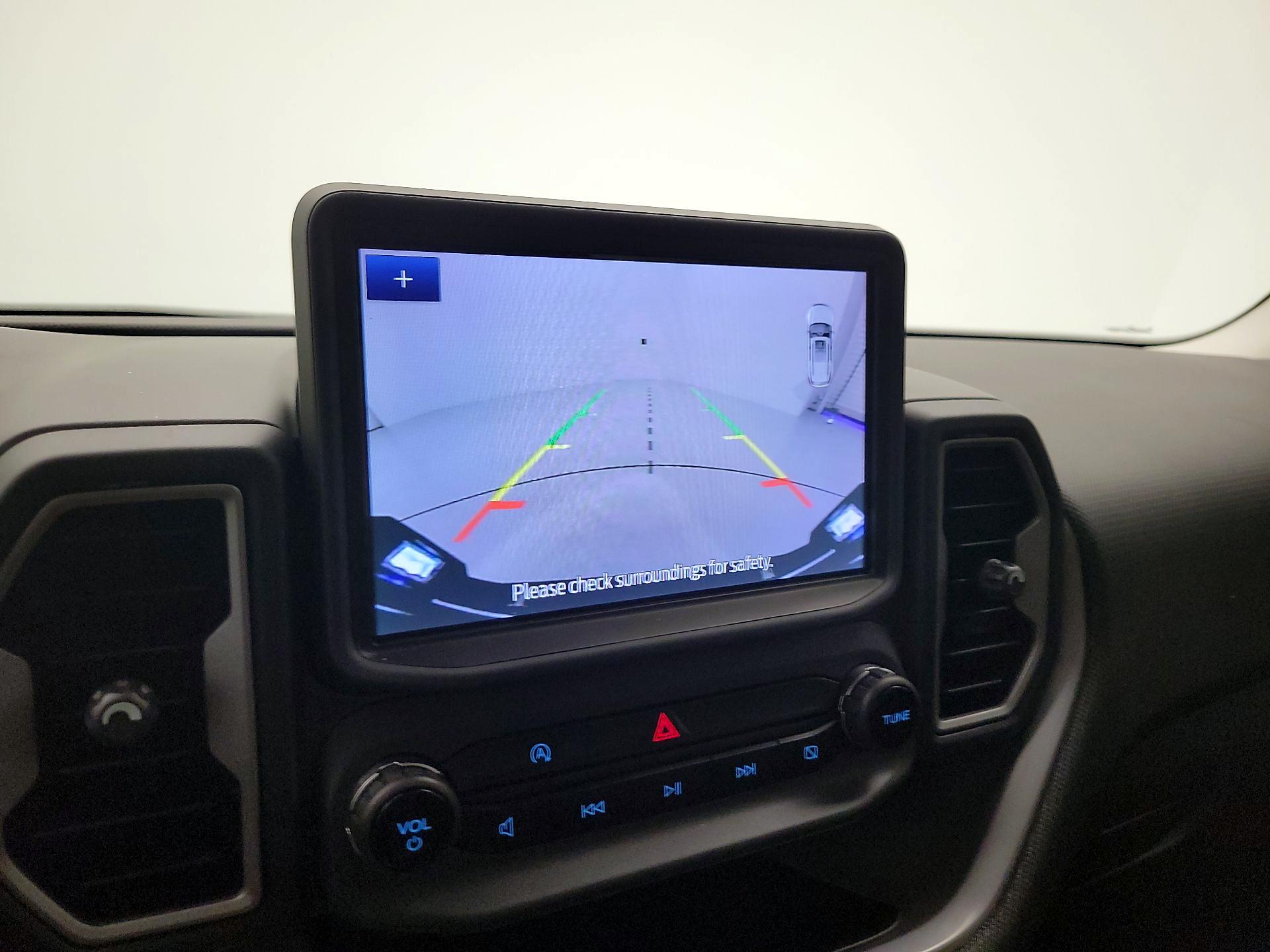 Thumbnail: 2023 Ford Bronco Sport - 14