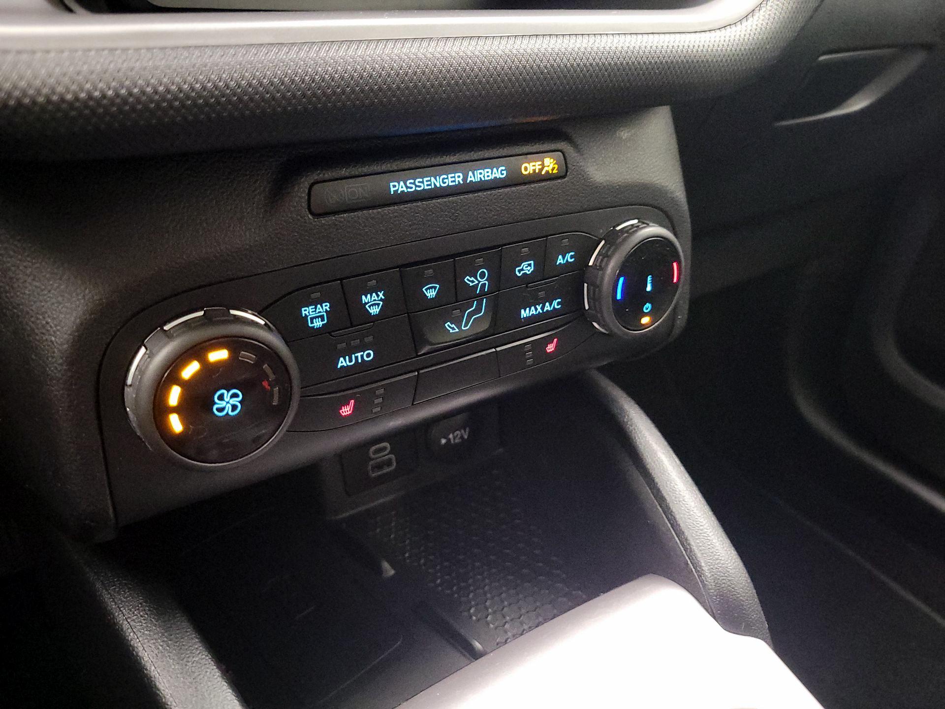 Thumbnail: 2023 Ford Bronco Sport - 16