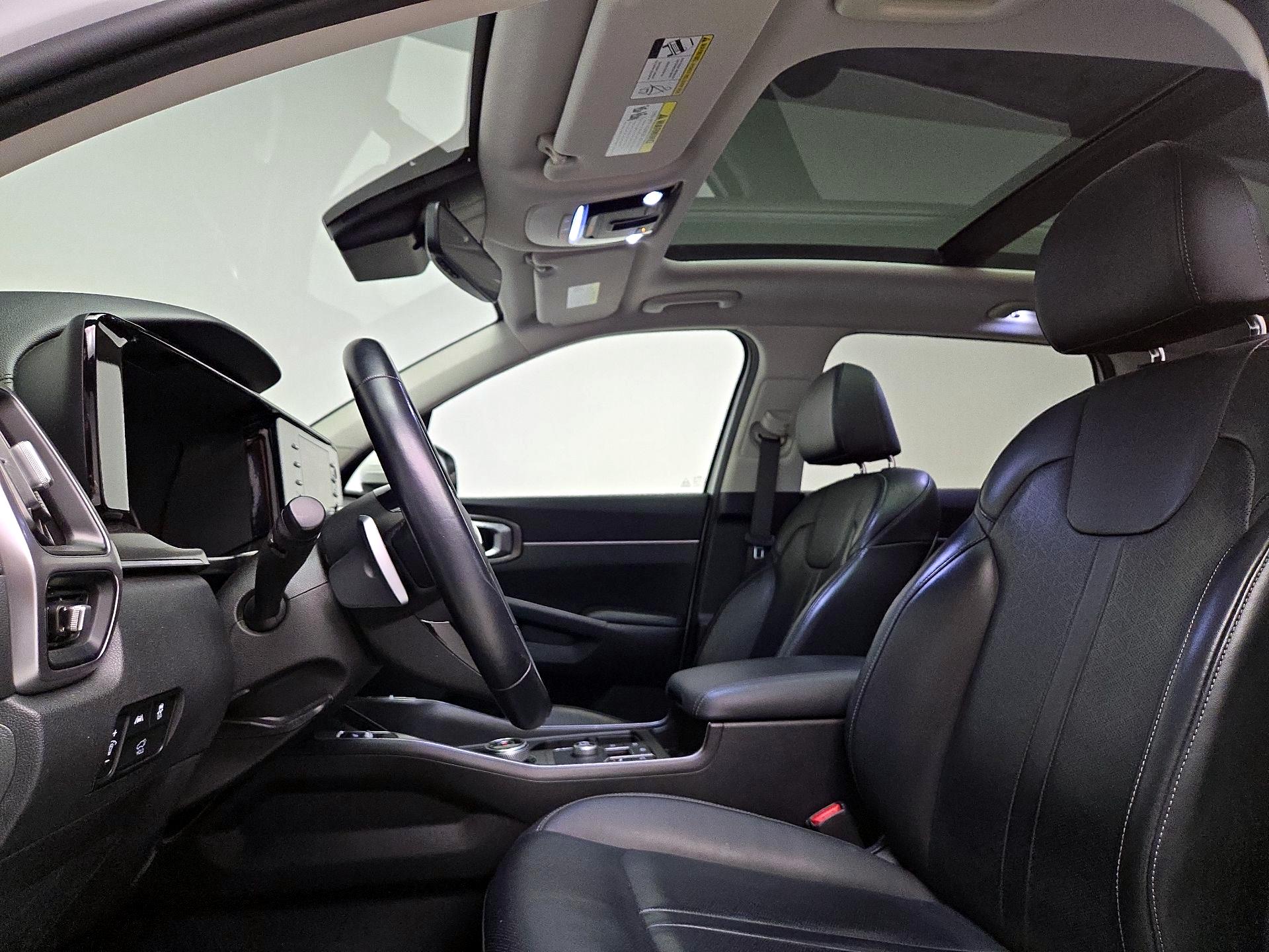 Thumbnail: 2021 Kia Sorento - 19