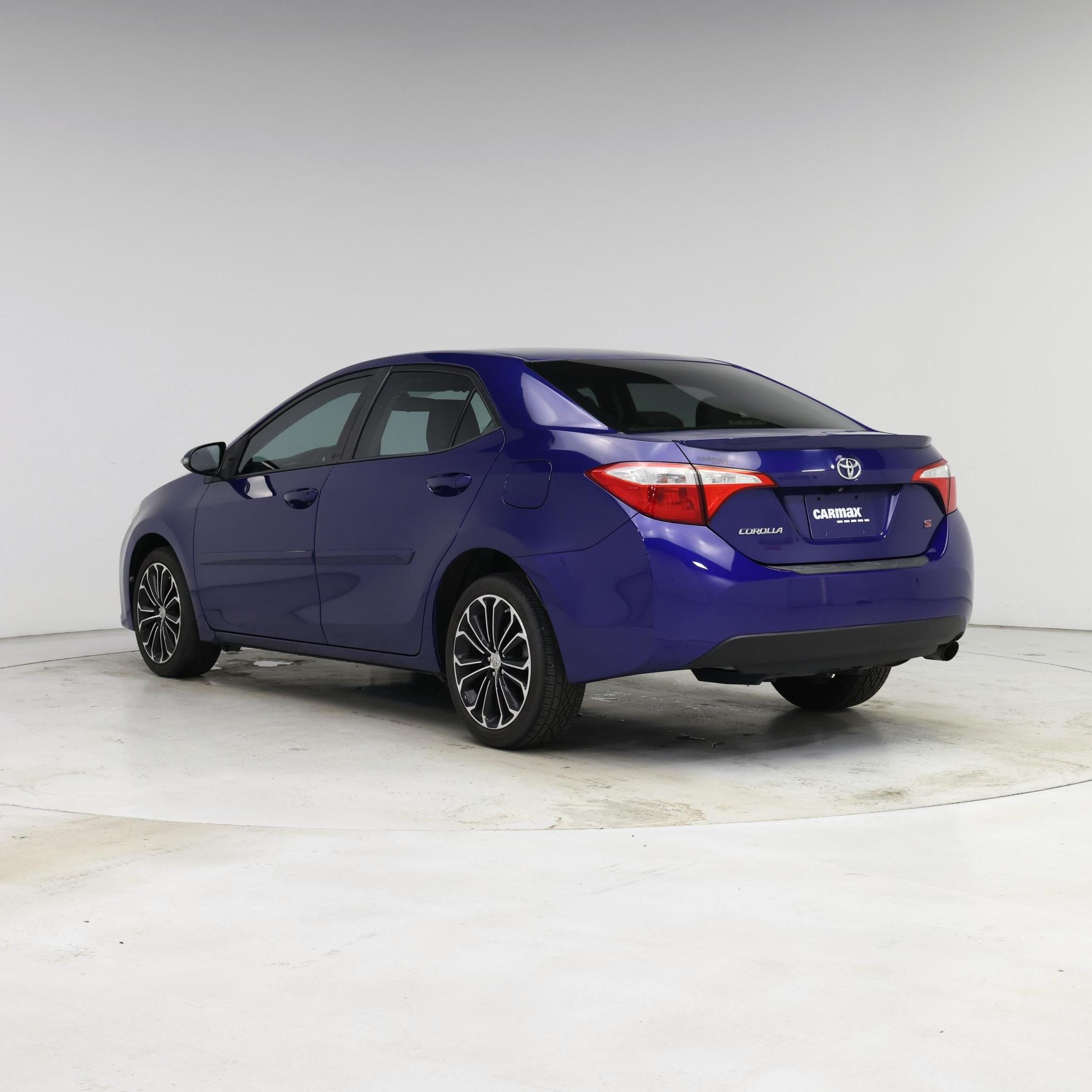 Thumbnail: 2015 Toyota Corolla - 2