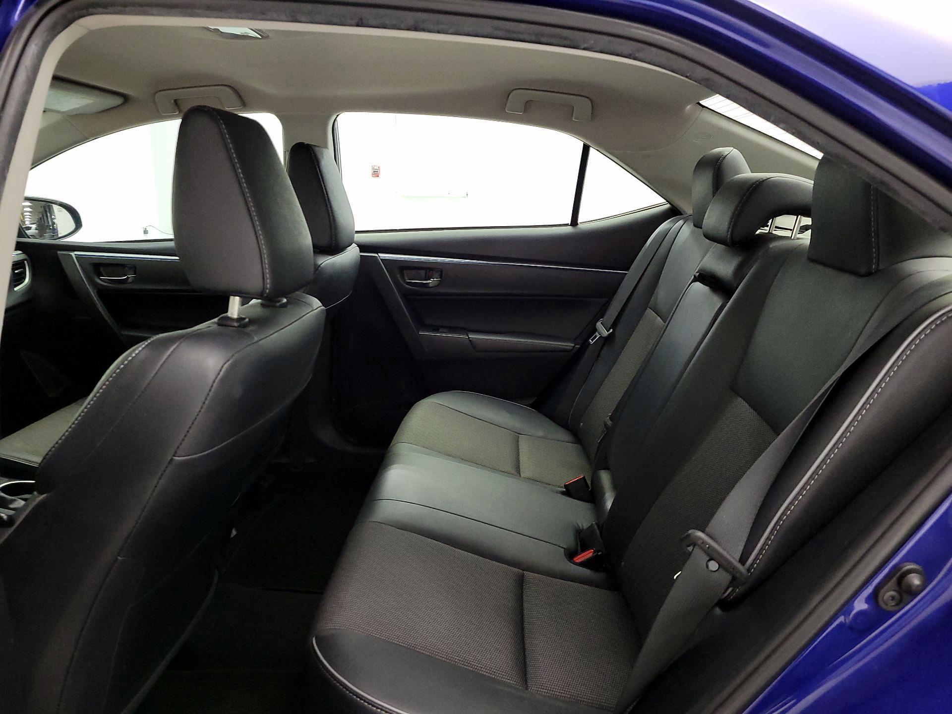 Thumbnail: 2015 Toyota Corolla - 19