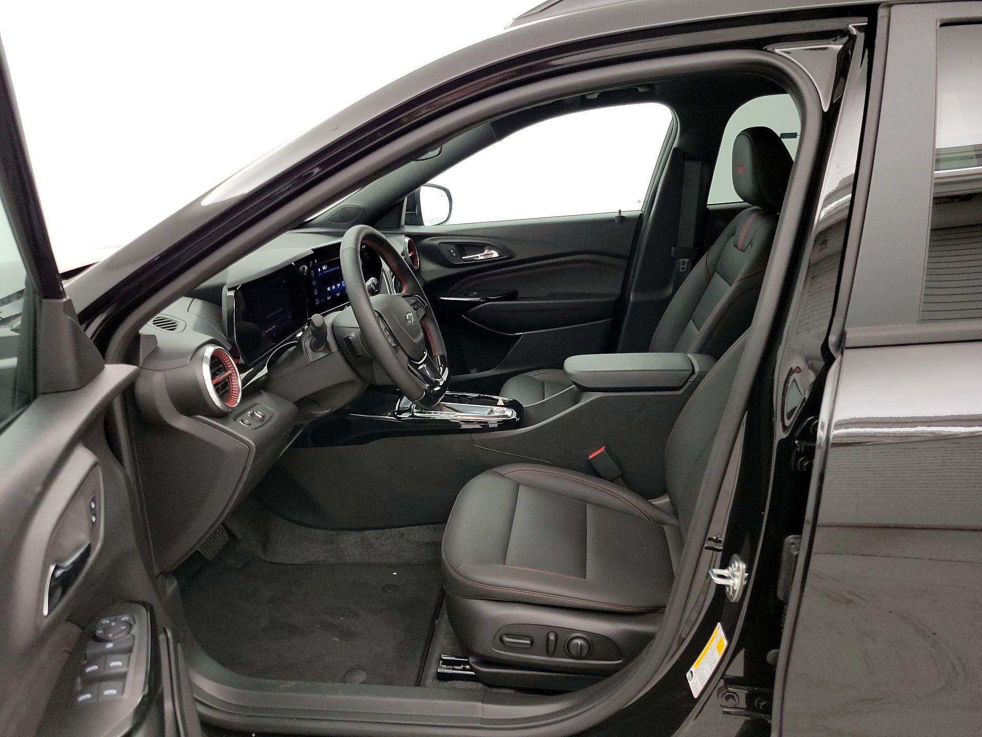 Thumbnail: 2026 Chevrolet Trax - 11