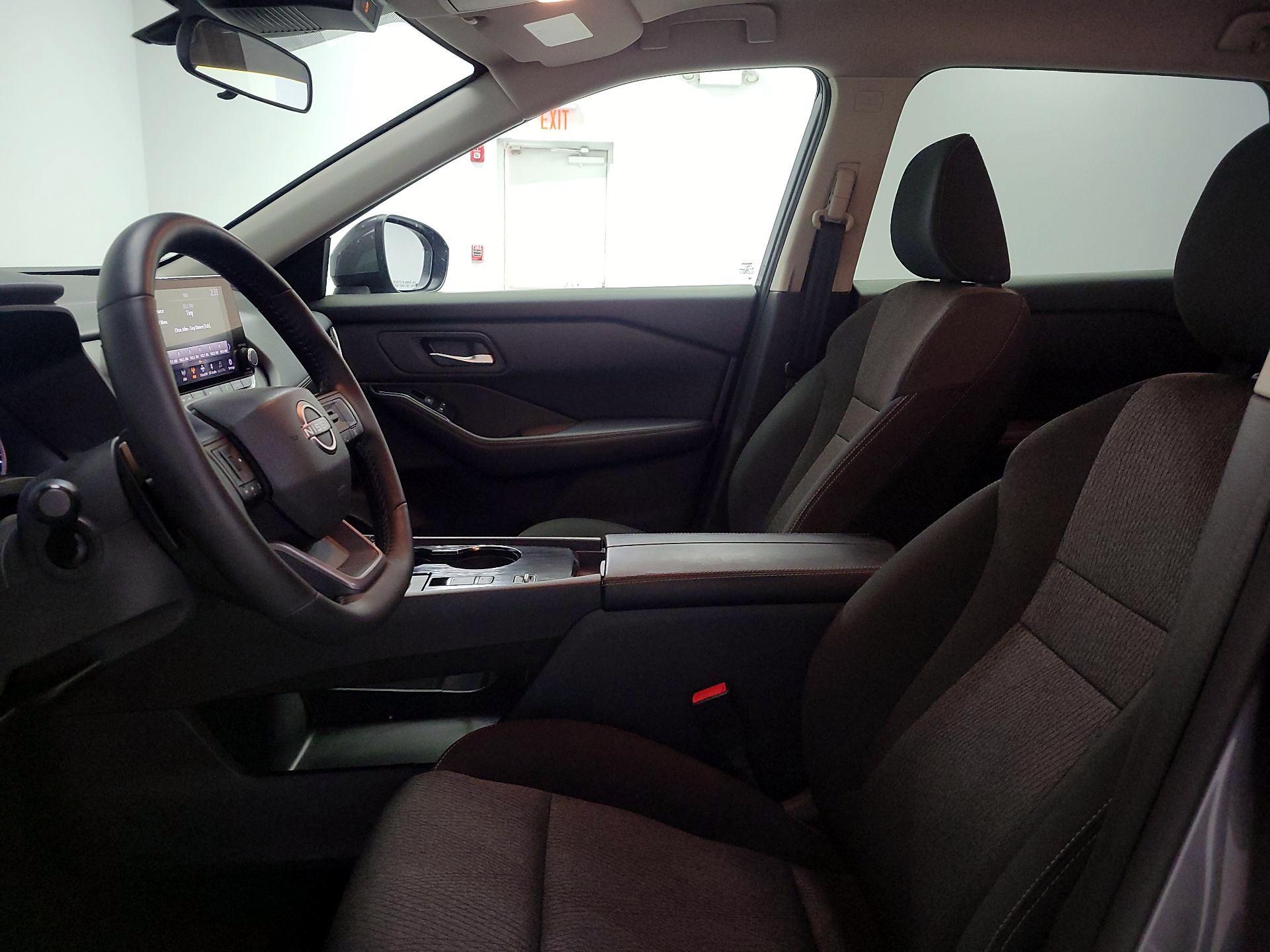 Thumbnail: 2025 Nissan Rogue - 11