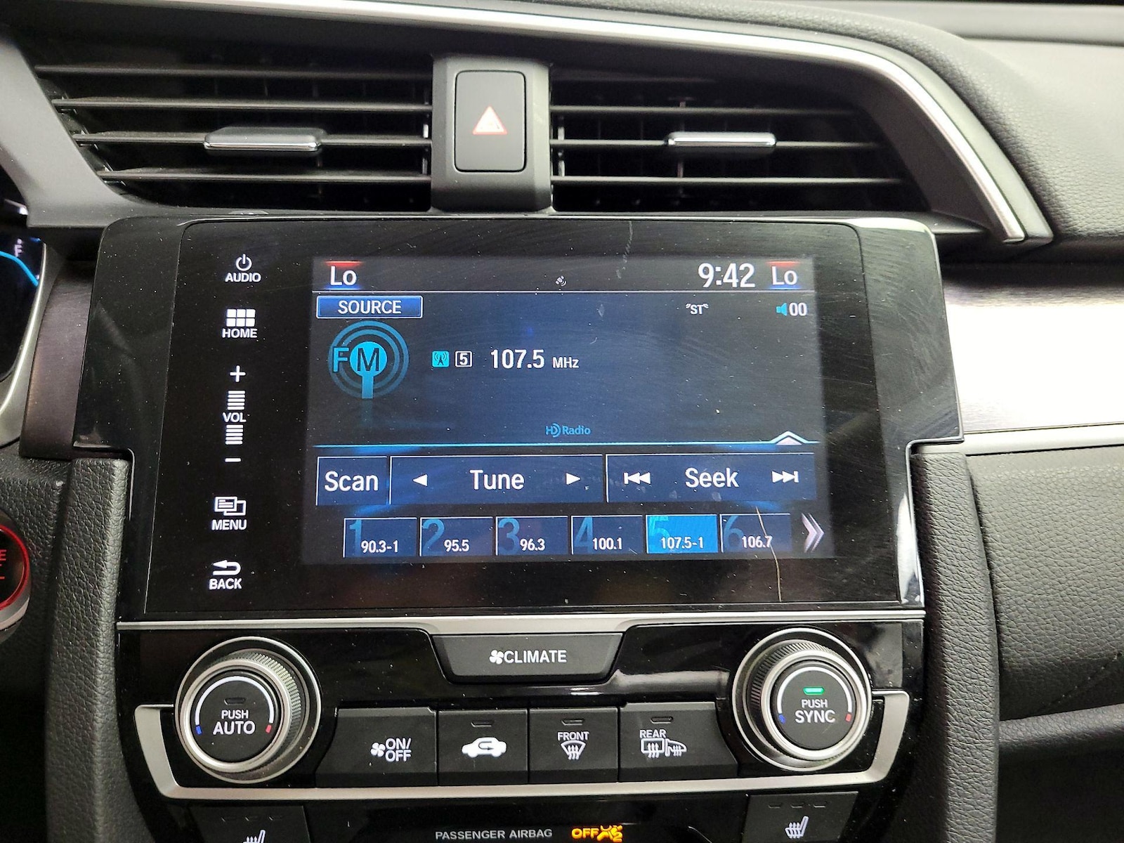 2016 Honda Civic EX-T - Photo 16