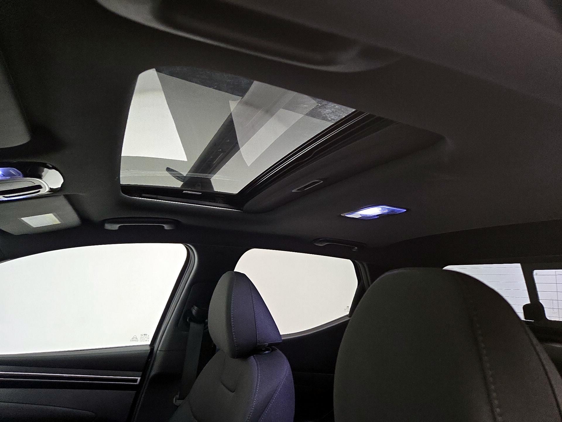 Thumbnail: 2023 Hyundai Santa Cruz - 19