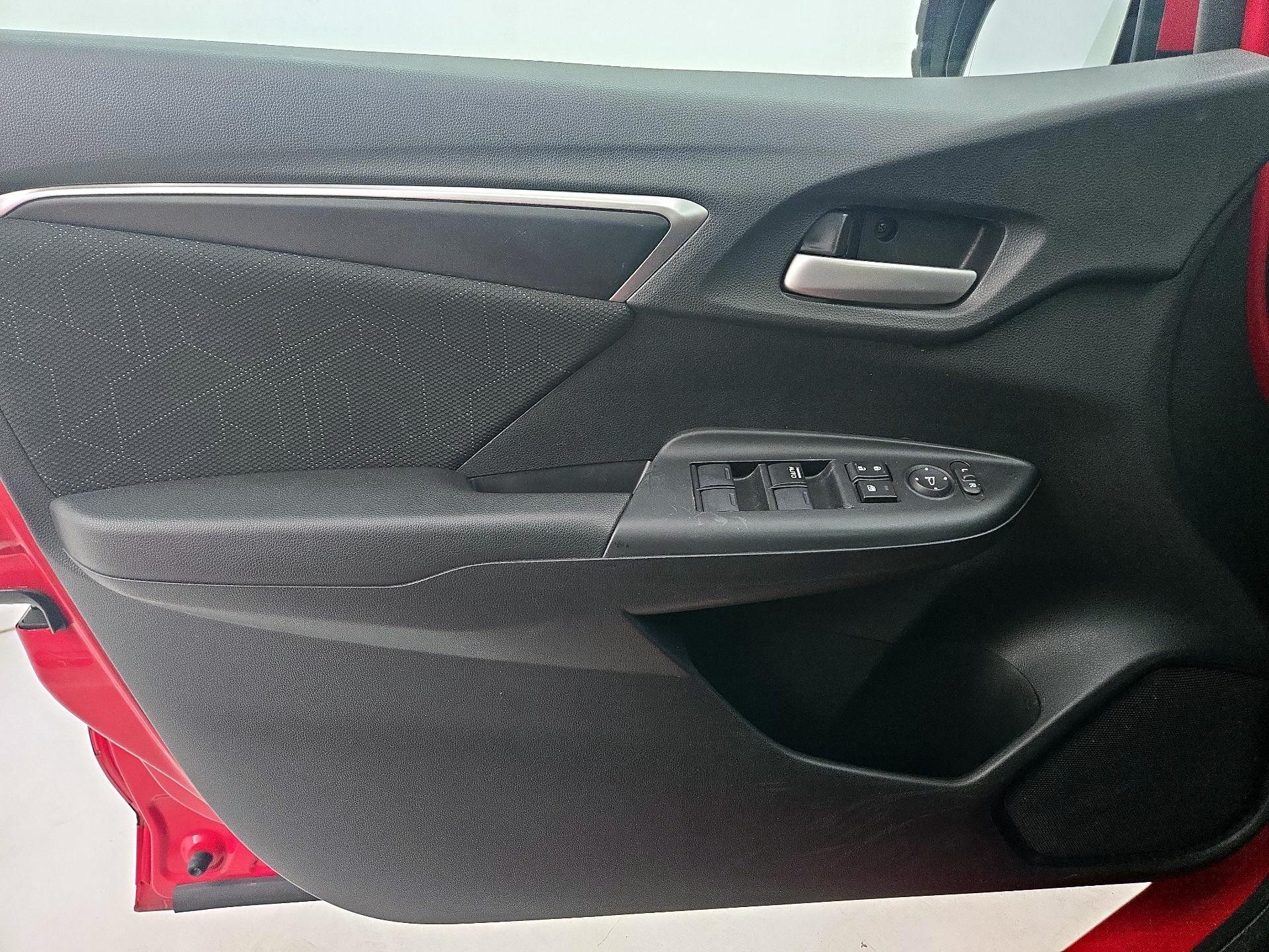 Thumbnail: 2015 Honda Fit - 12