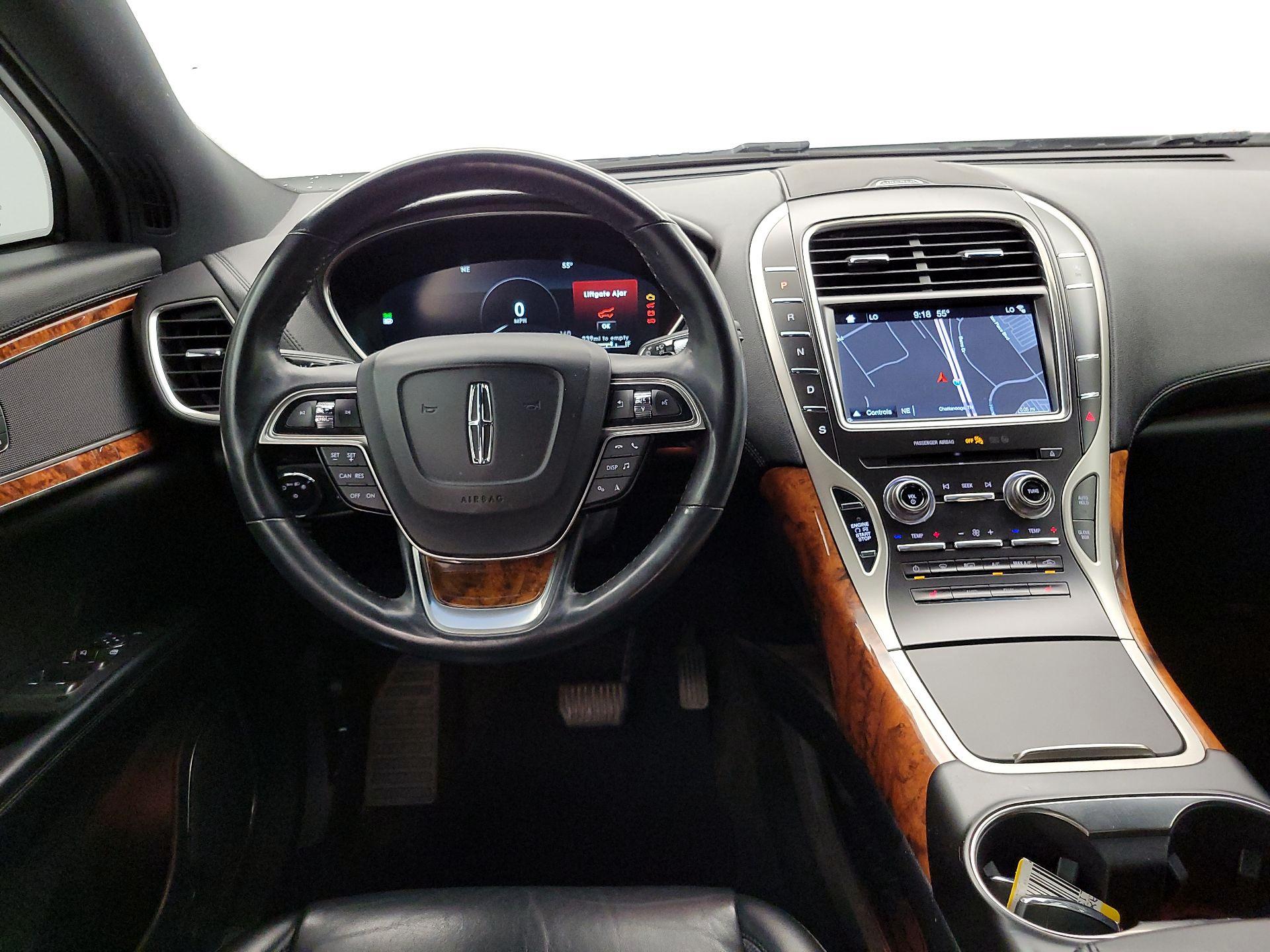 Thumbnail: 2019 Lincoln Nautilus - 10