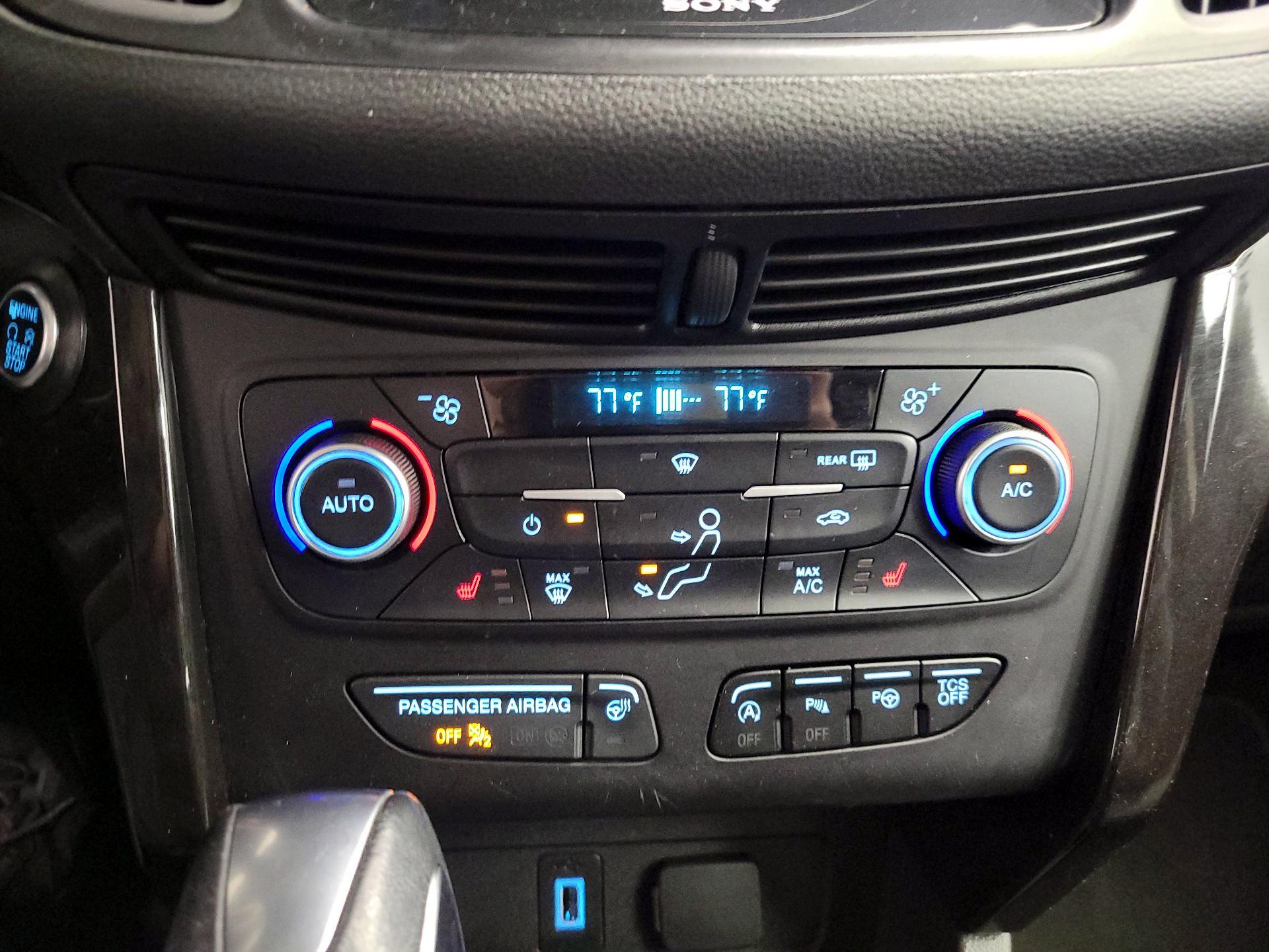 Thumbnail: 2018 Ford Escape - 17