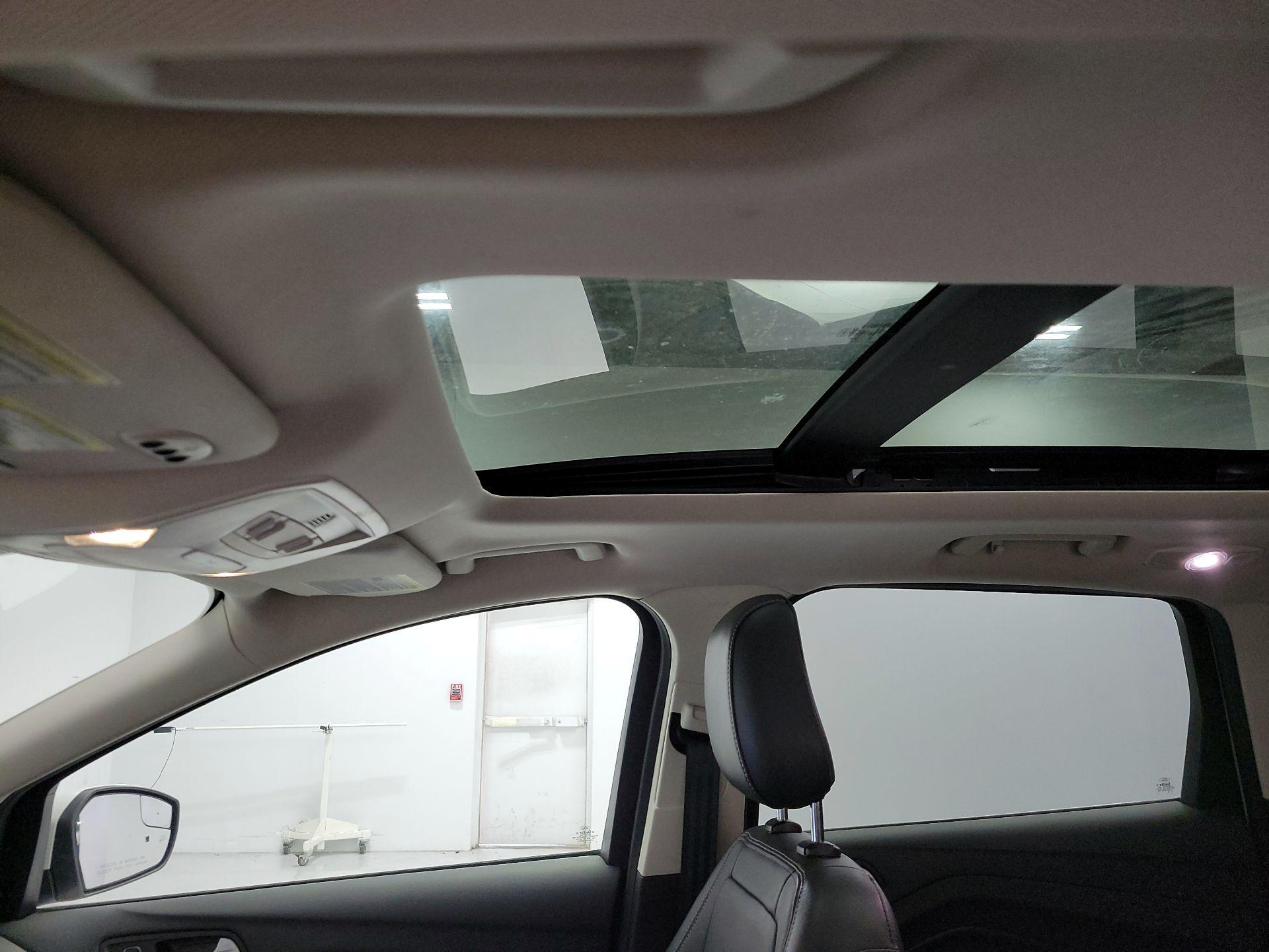 Thumbnail: 2018 Ford Escape - 20