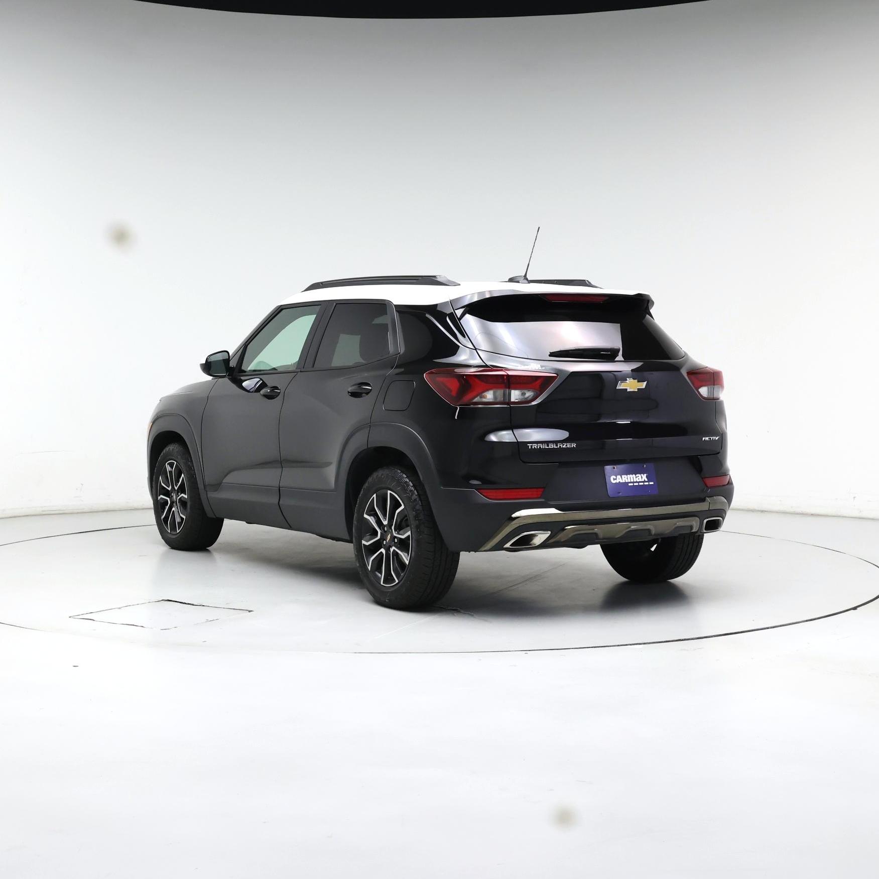 Thumbnail: 2023 Chevrolet TrailBlazer - 2