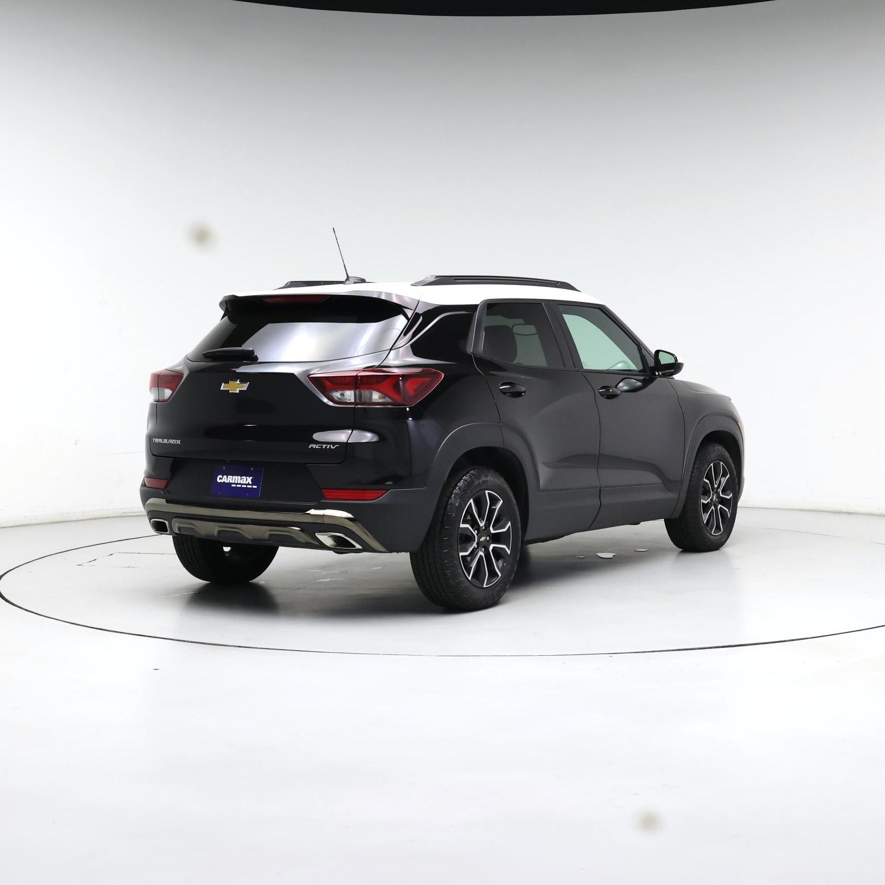 Thumbnail: 2023 Chevrolet TrailBlazer - 8