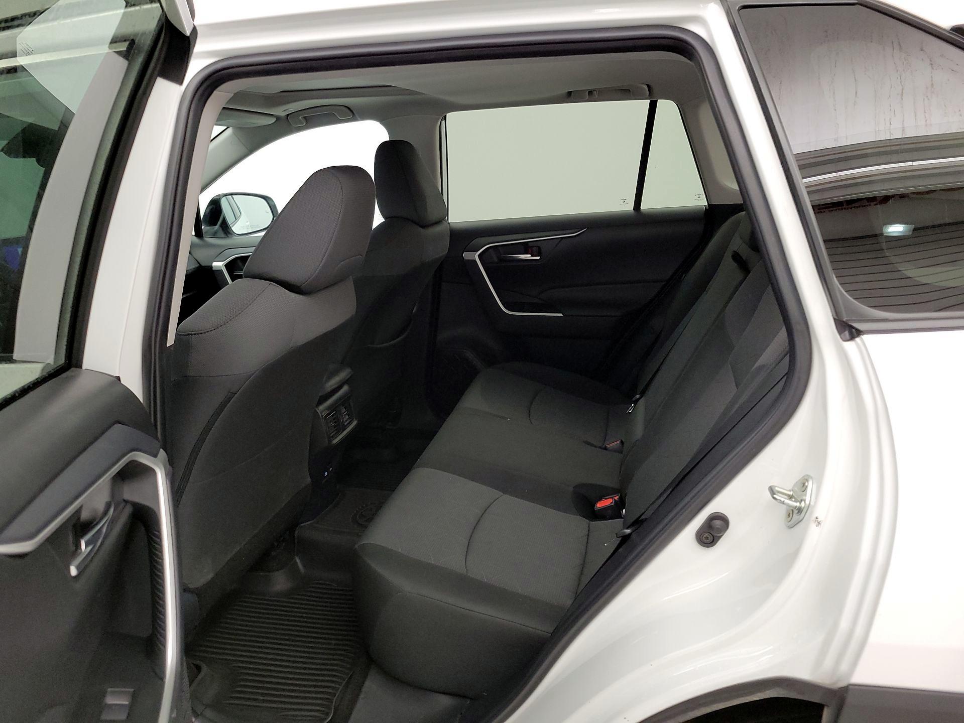 Thumbnail: 2024 Toyota RAV4 - 20