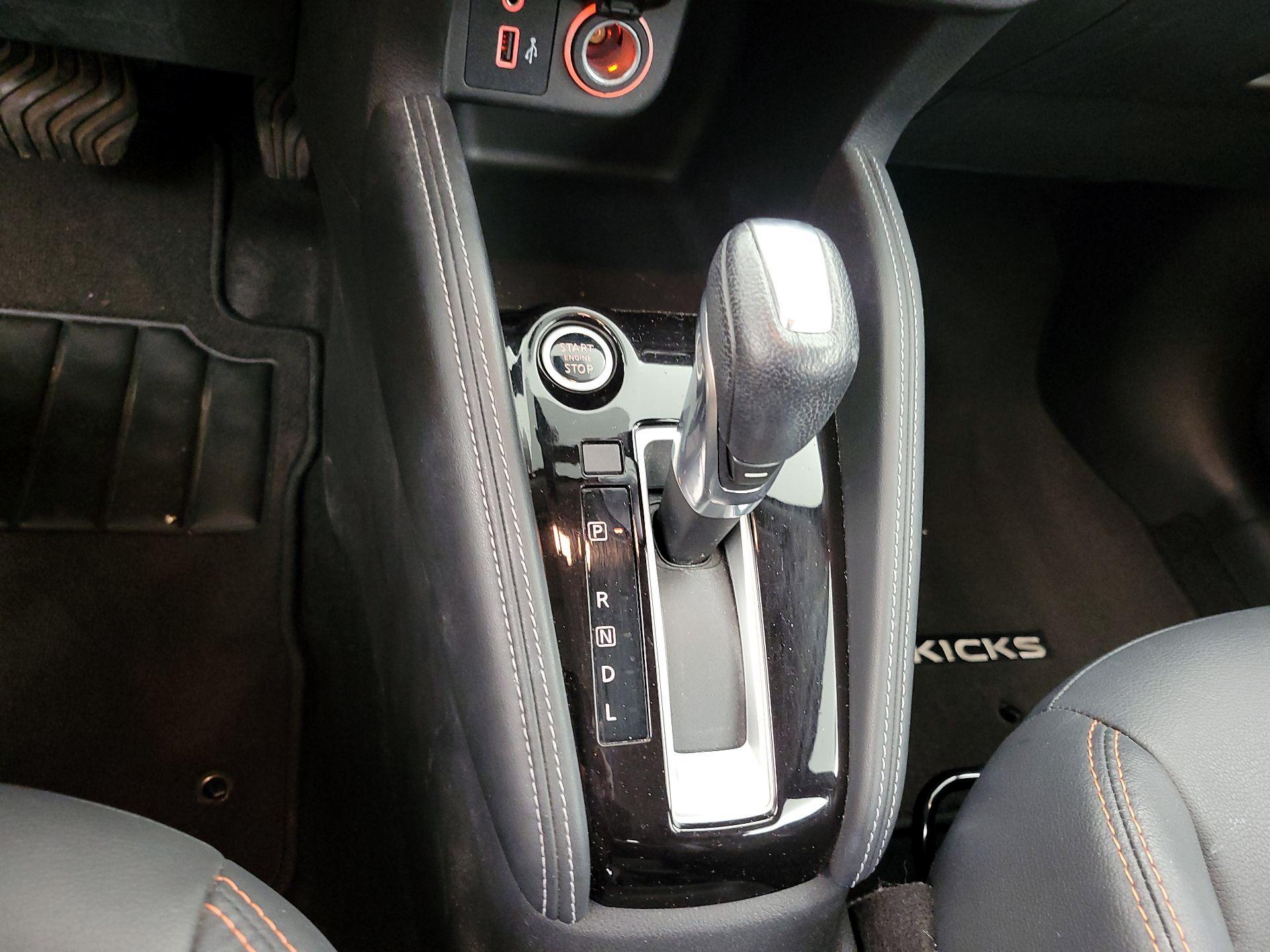 Thumbnail: 2020 Nissan Kicks - 17